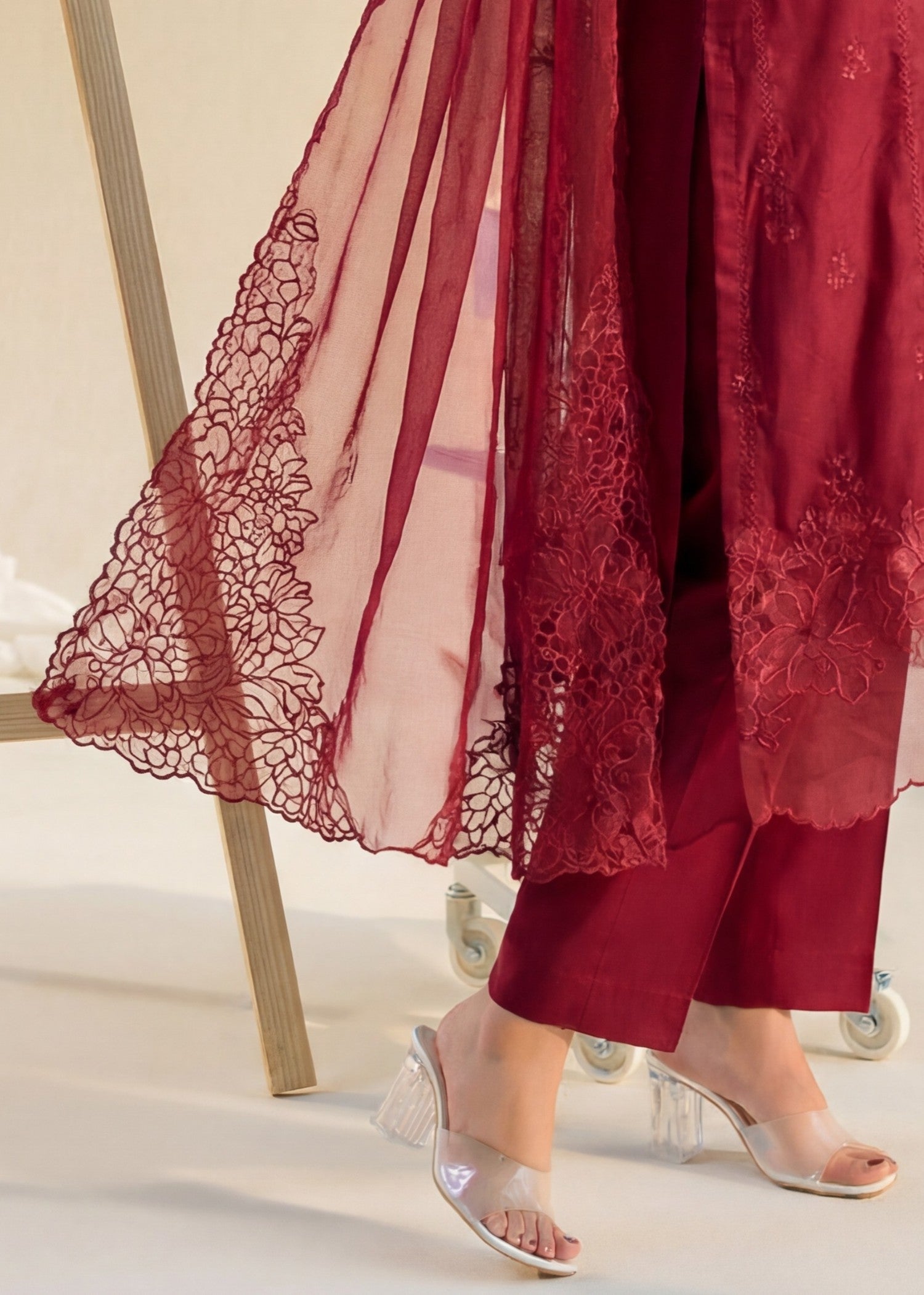 Sahibas By Mirza Namar - Maroon