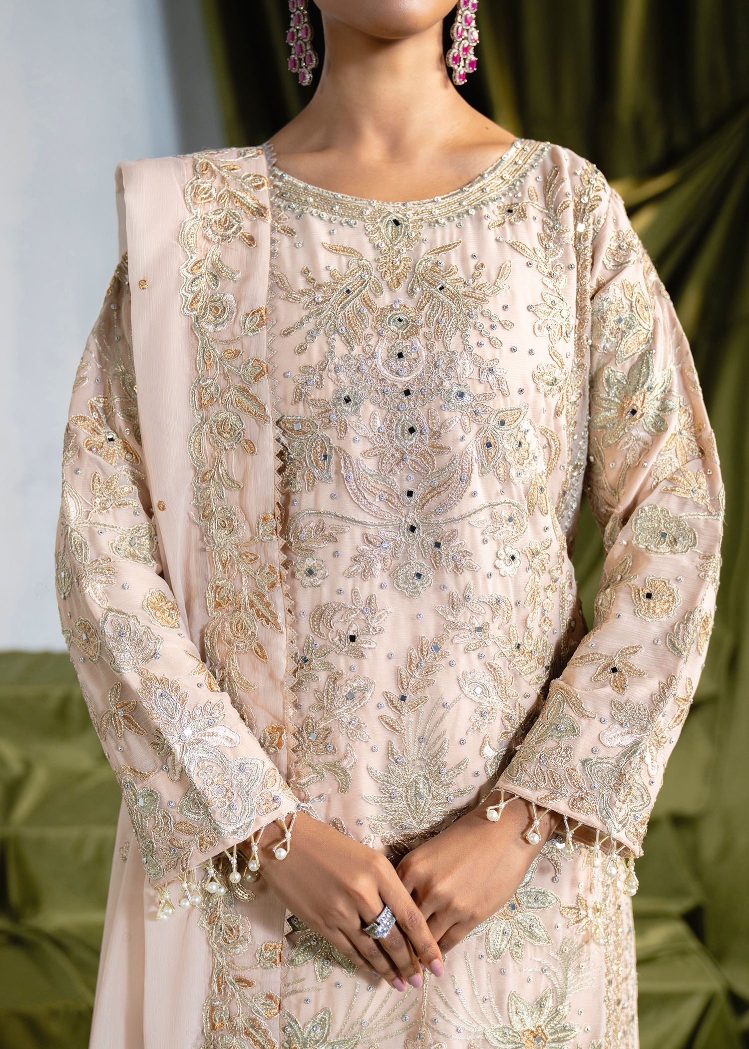 GUL-BANO-10