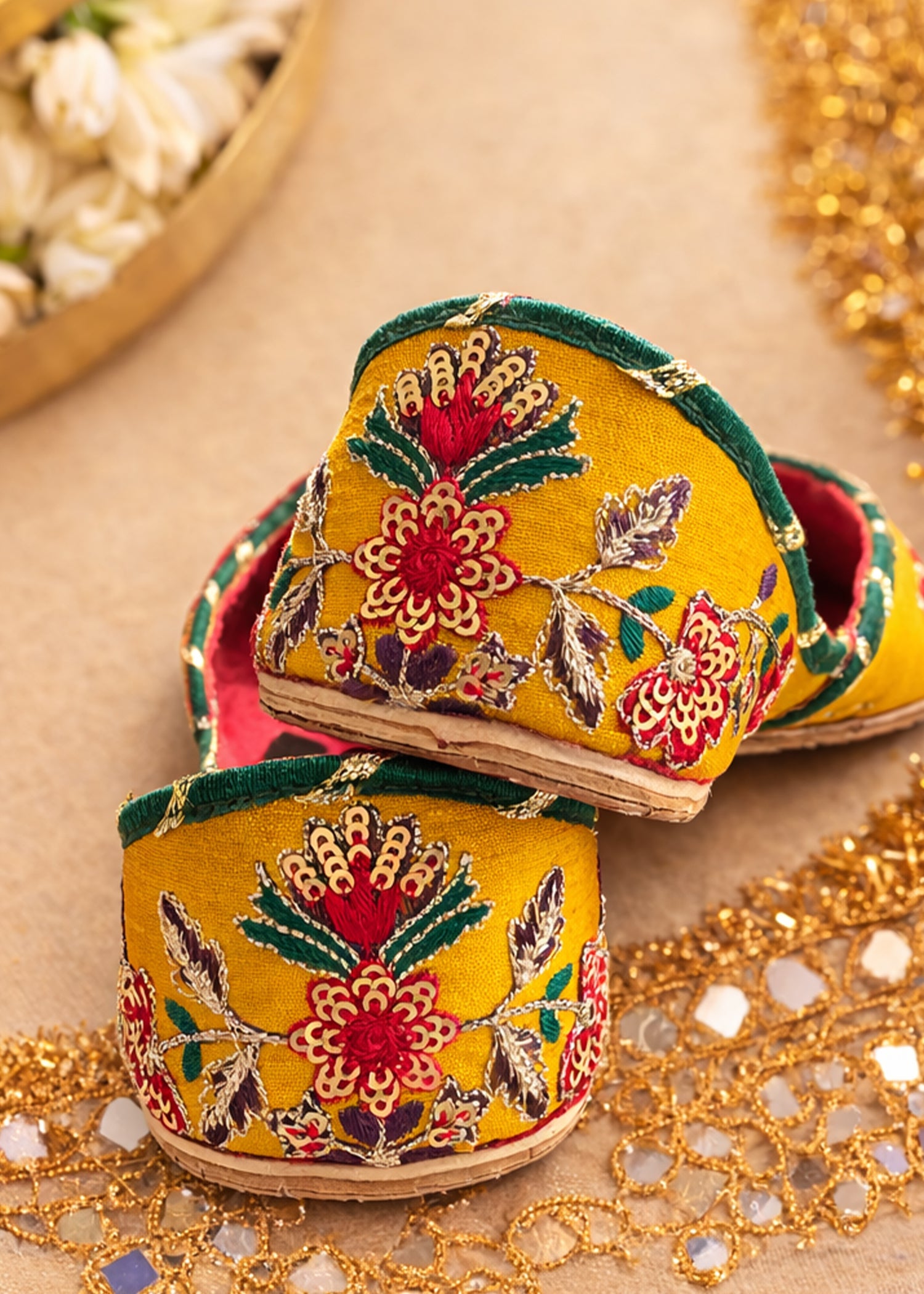 Haseens Official Daisy-Khussa