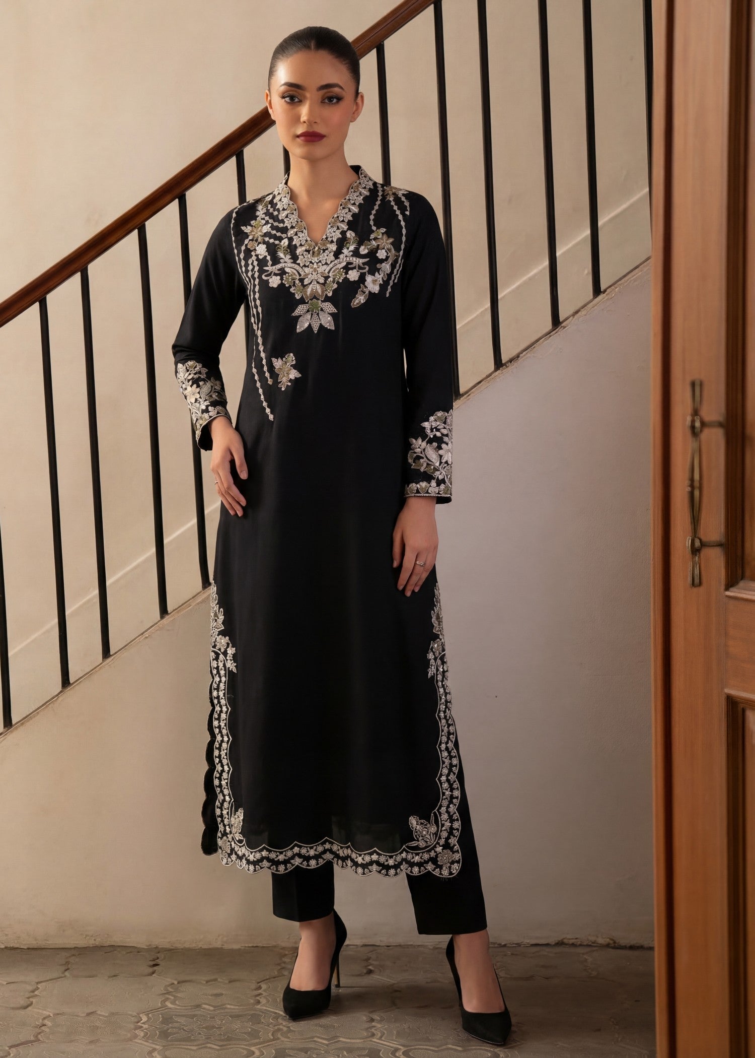 Sahibas By Mirza Siham Black