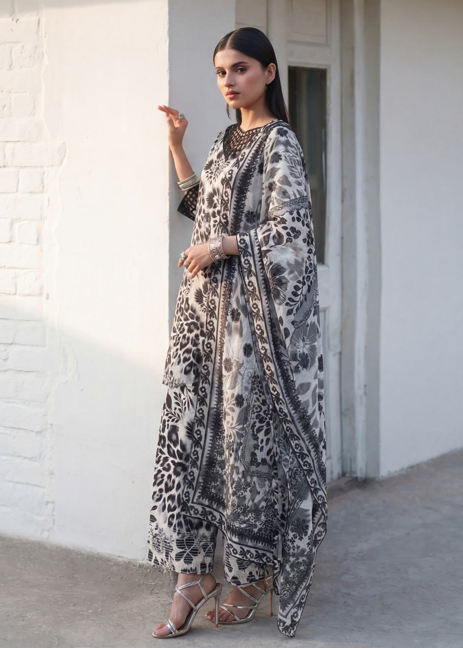 Sahibas By Mirza Porcelain