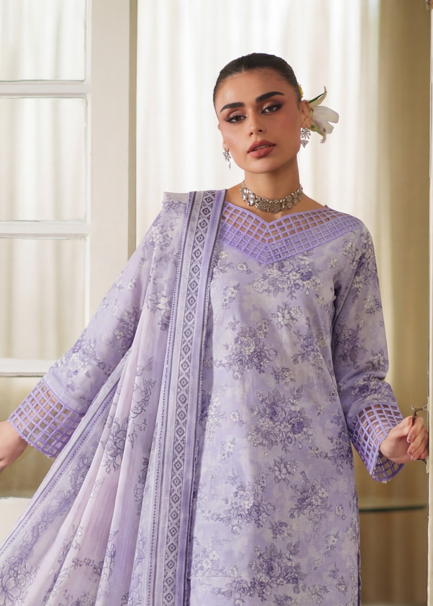 Textured lawn Kurta Set in Mauve