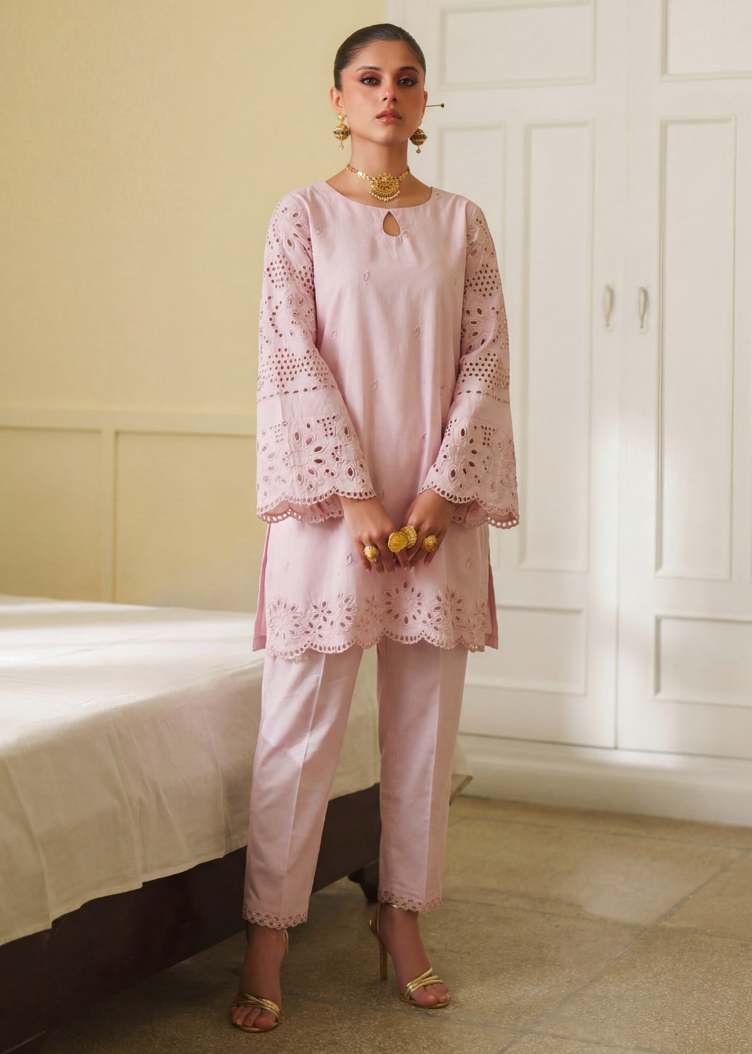 Sahibas By Mirza Saamiya Pink