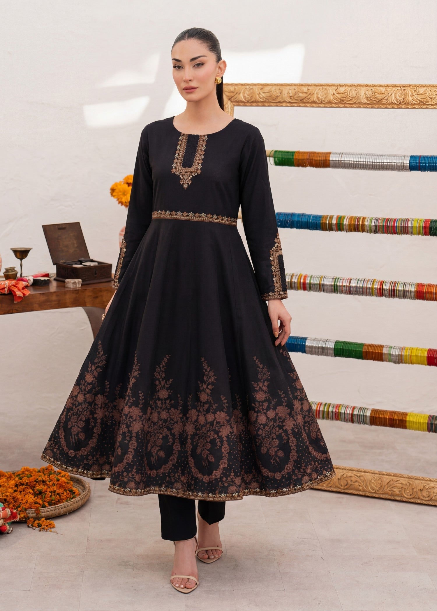 Sahibas By Mirza Gazing Black