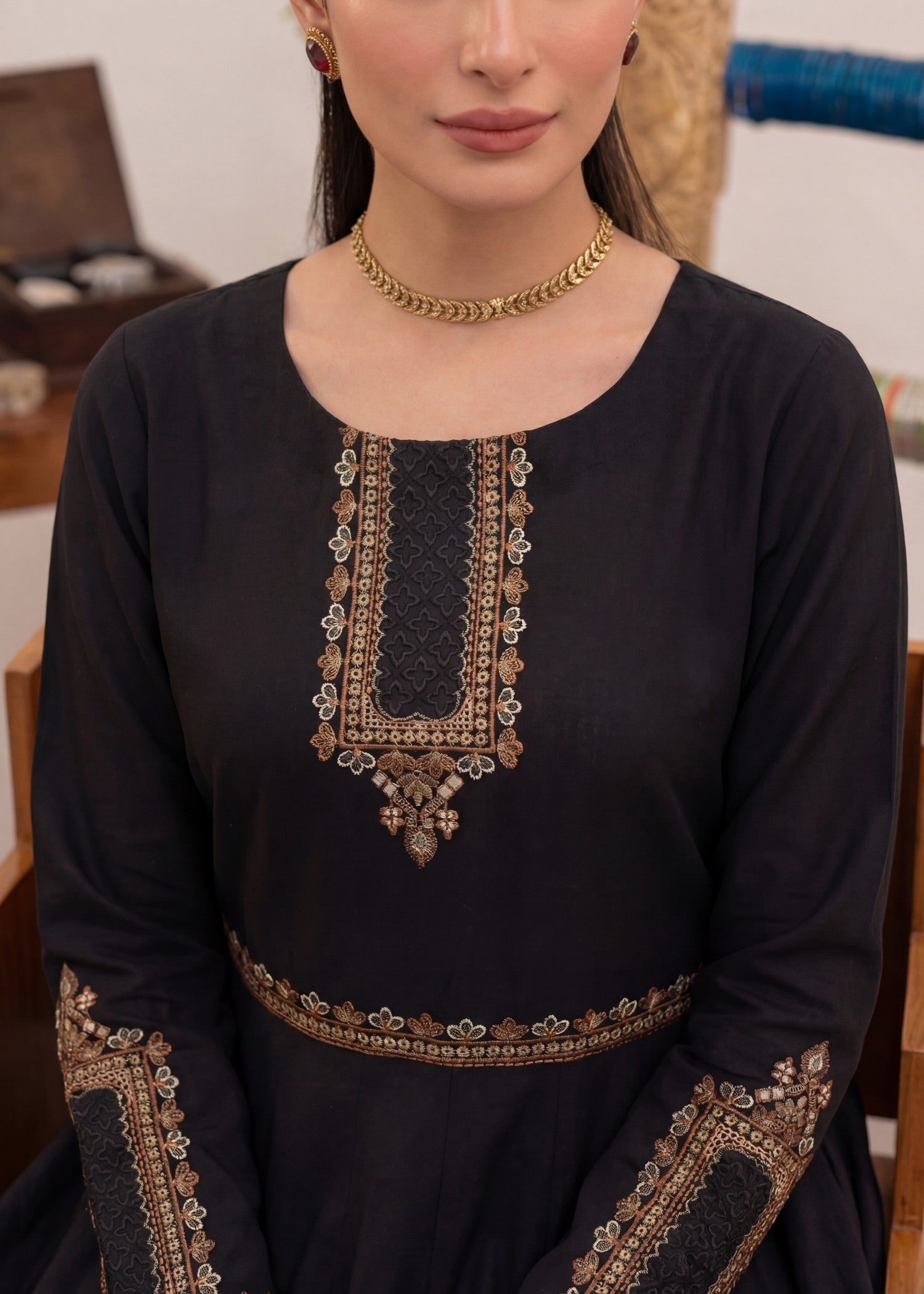 Sahibas By Mirza Gazing Black
