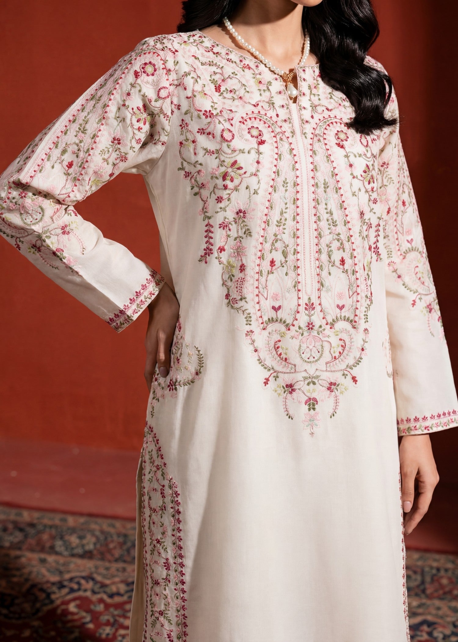Sahibas By Mirza Basanti white