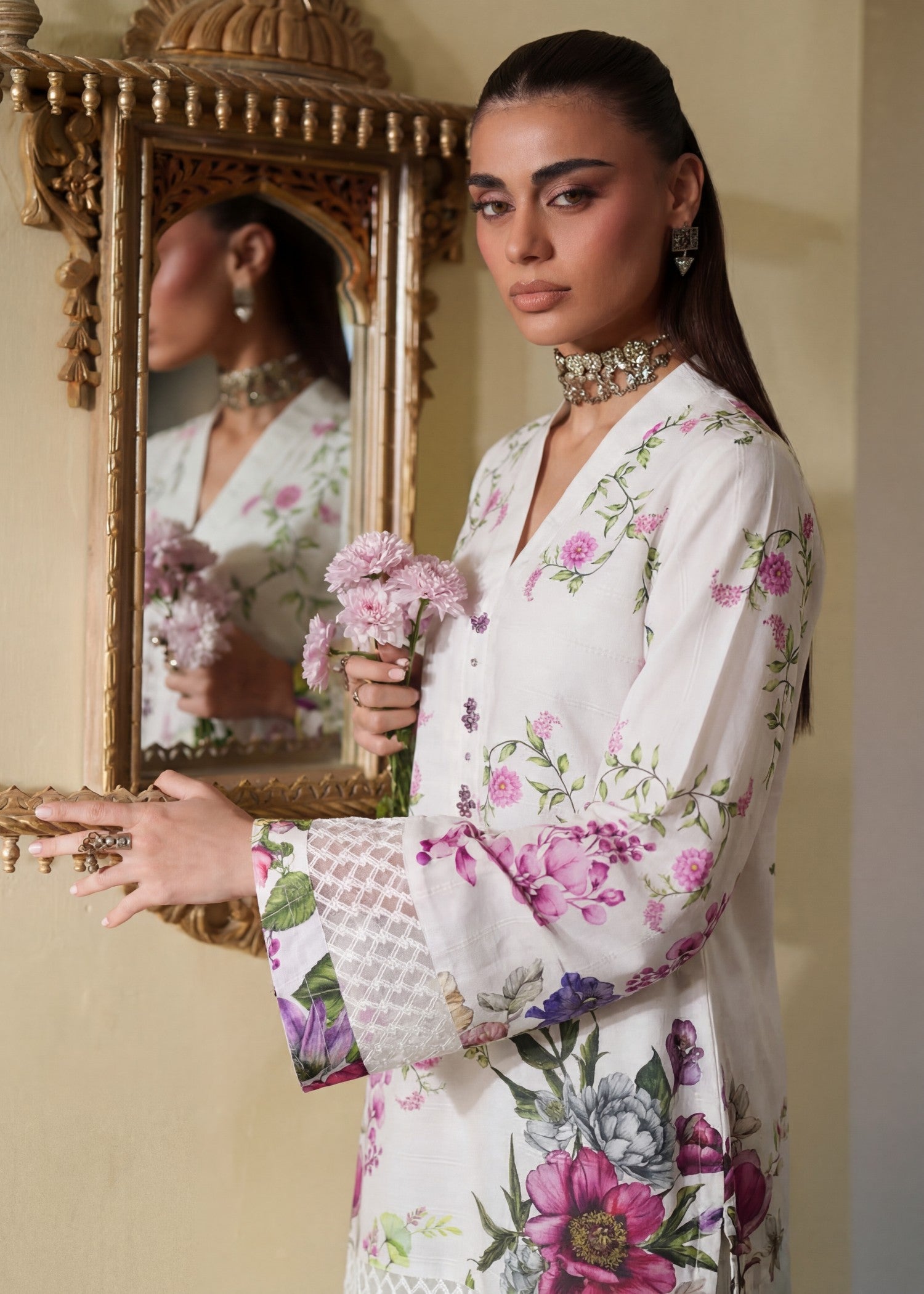 Sahibas By Mirza Ramsha White