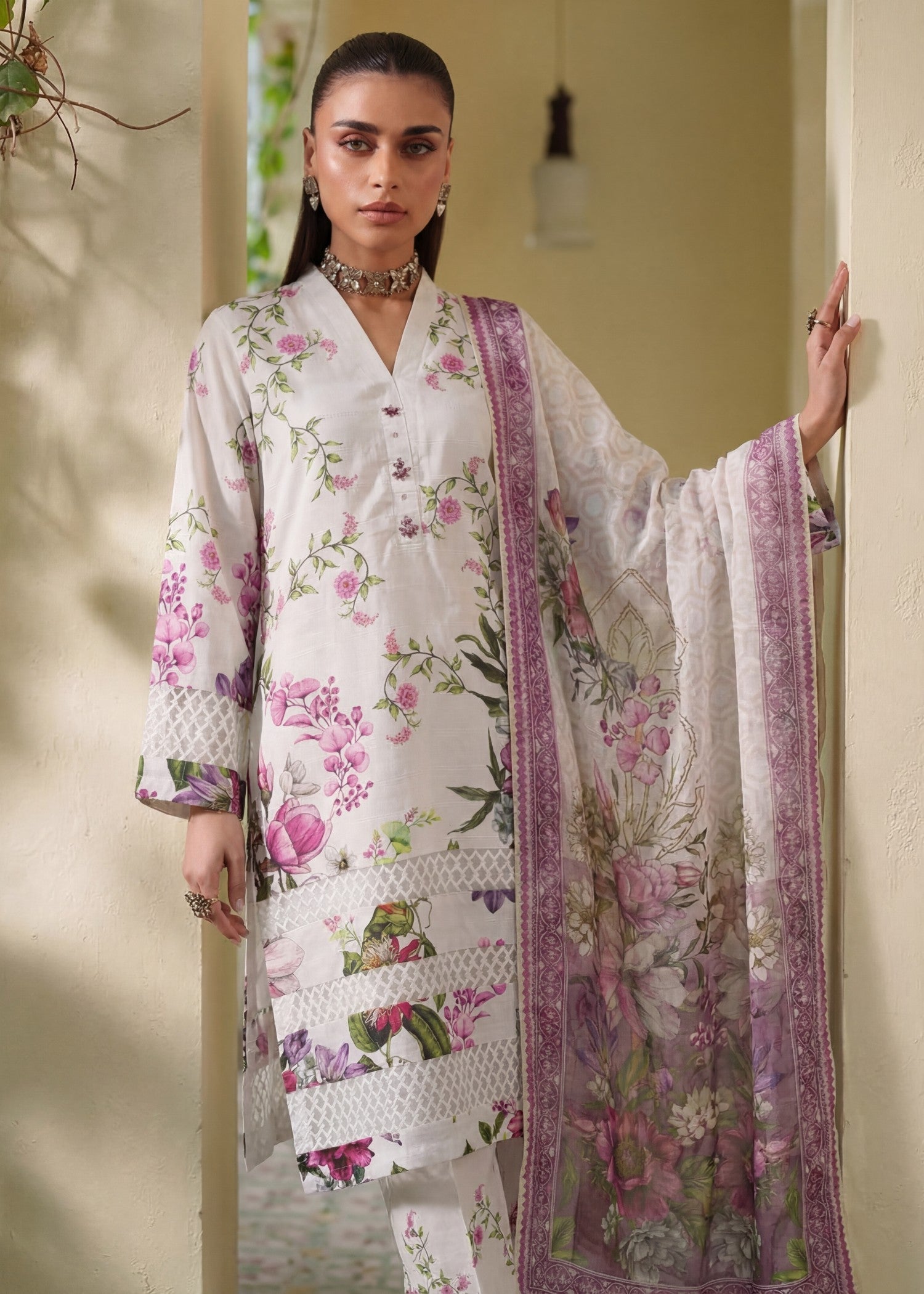 Sahibas By Mirza Ramsha White