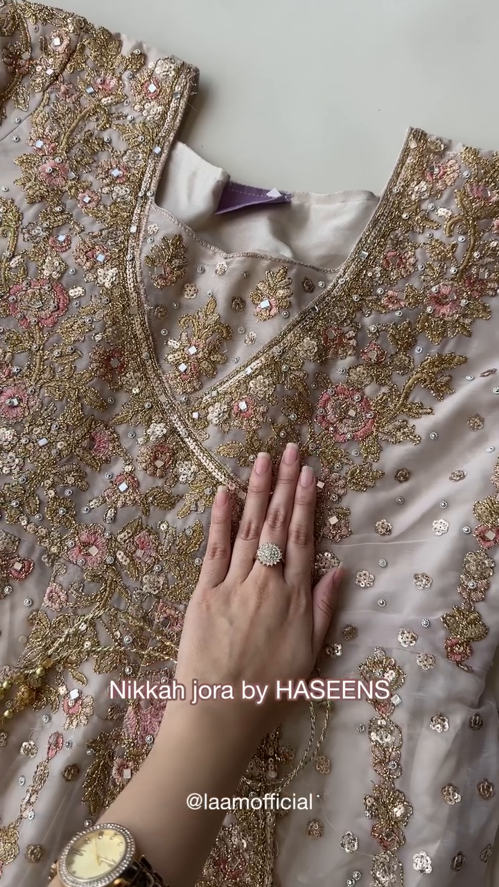 Haseens Official Hooriya