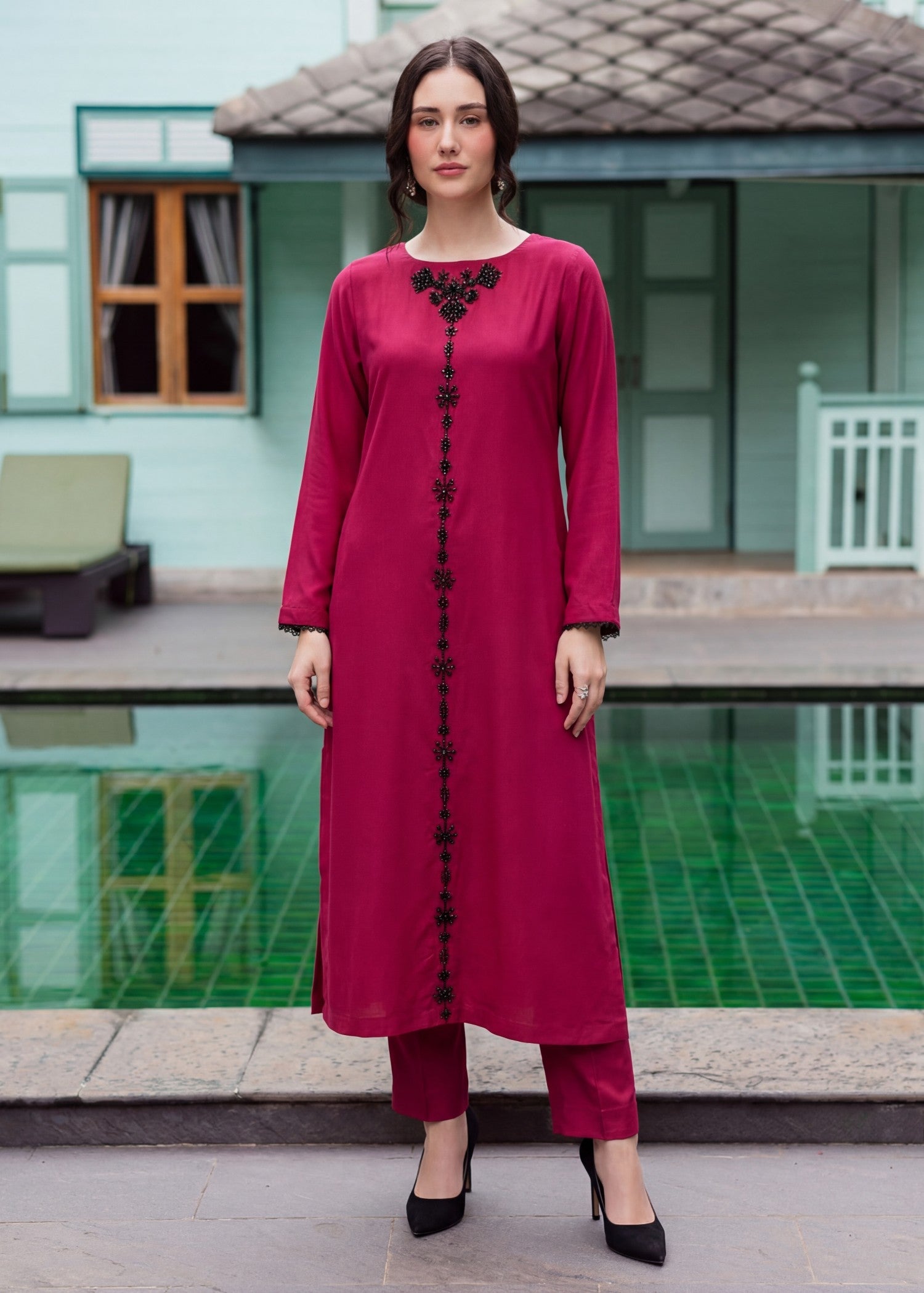 Dhanak Kurta Set in Cardinal red