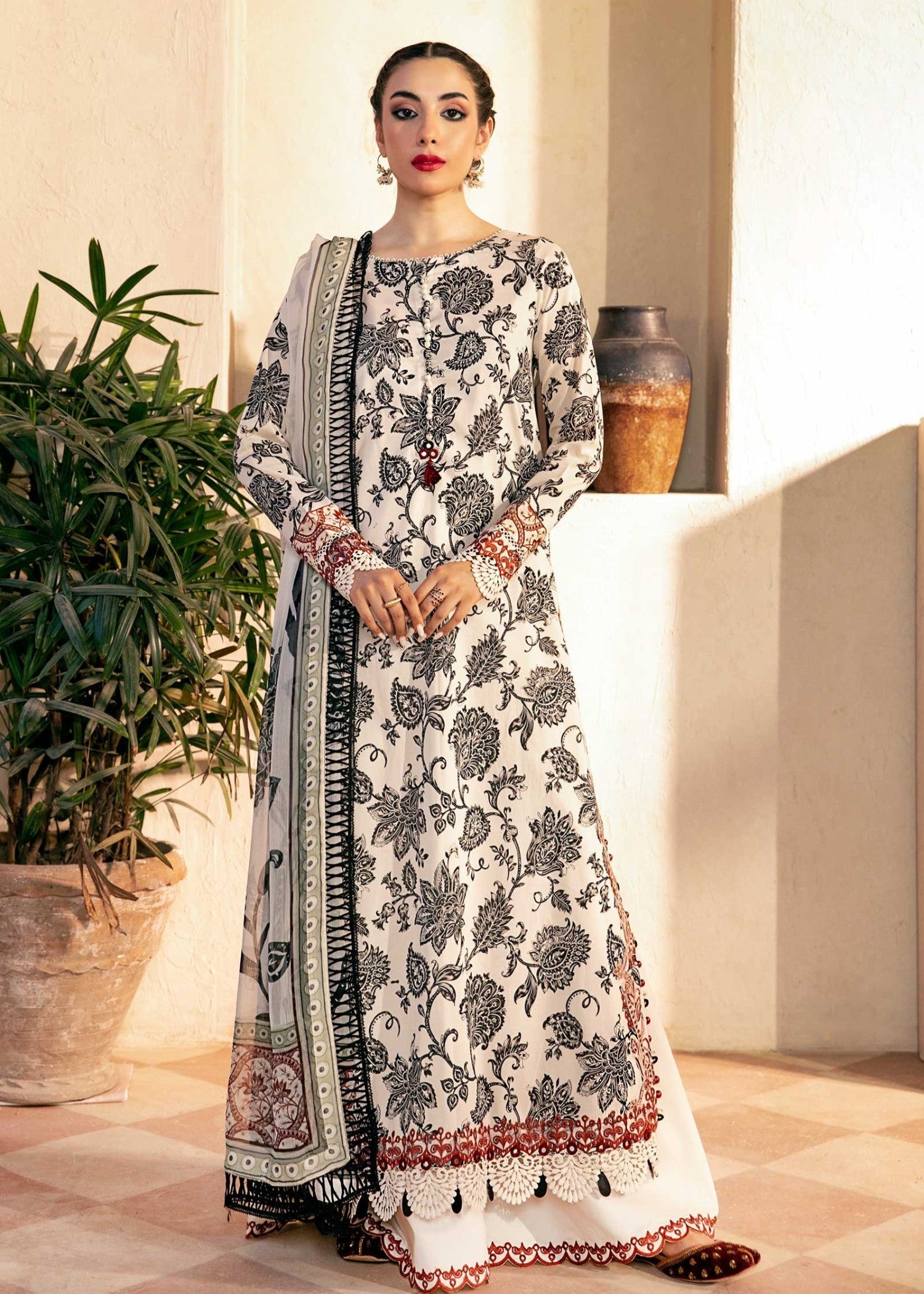 CUS25-909A - Maria B Stitched