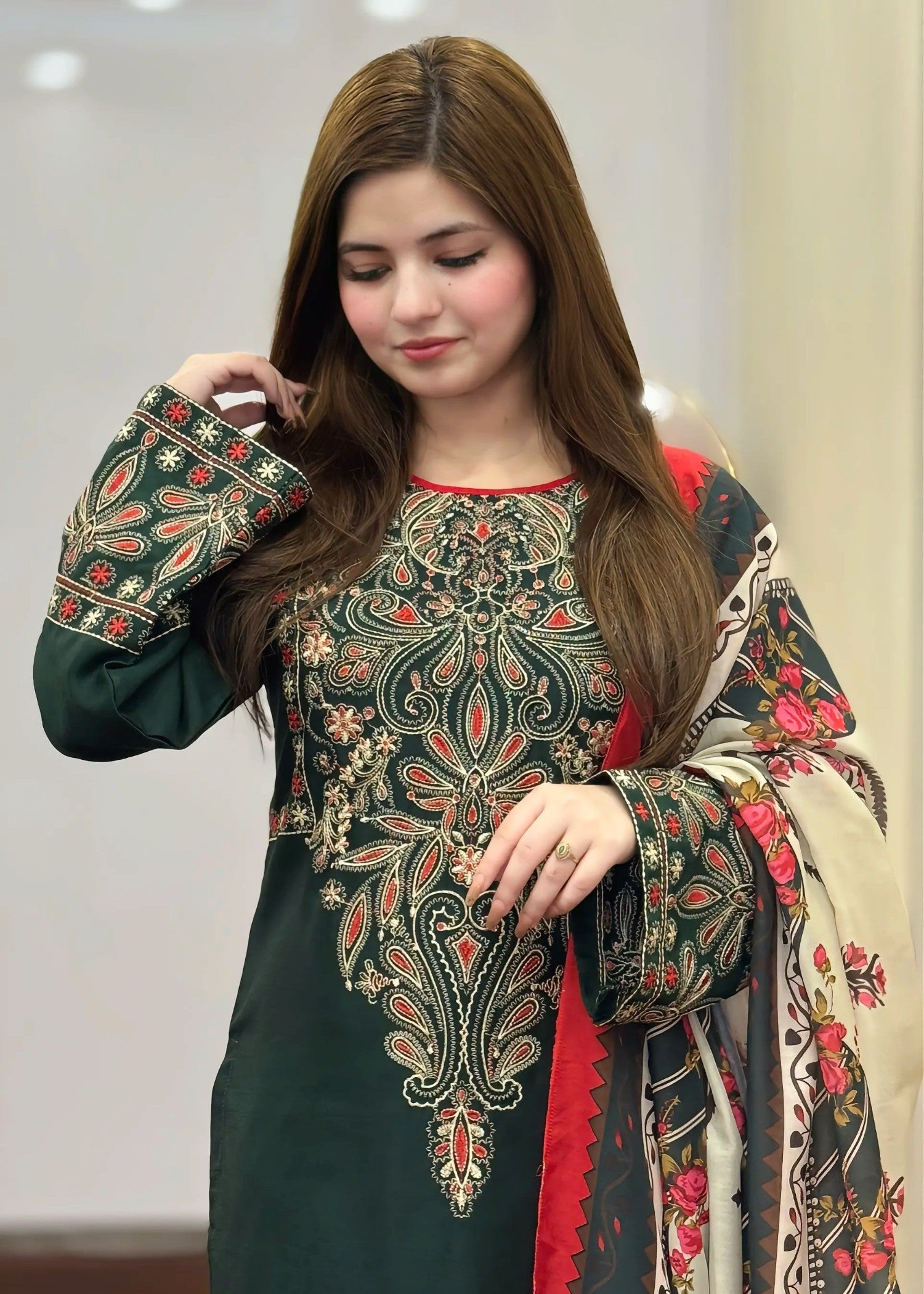 Tehzeeb Libas DINAAR EMBROIDERED 3PC