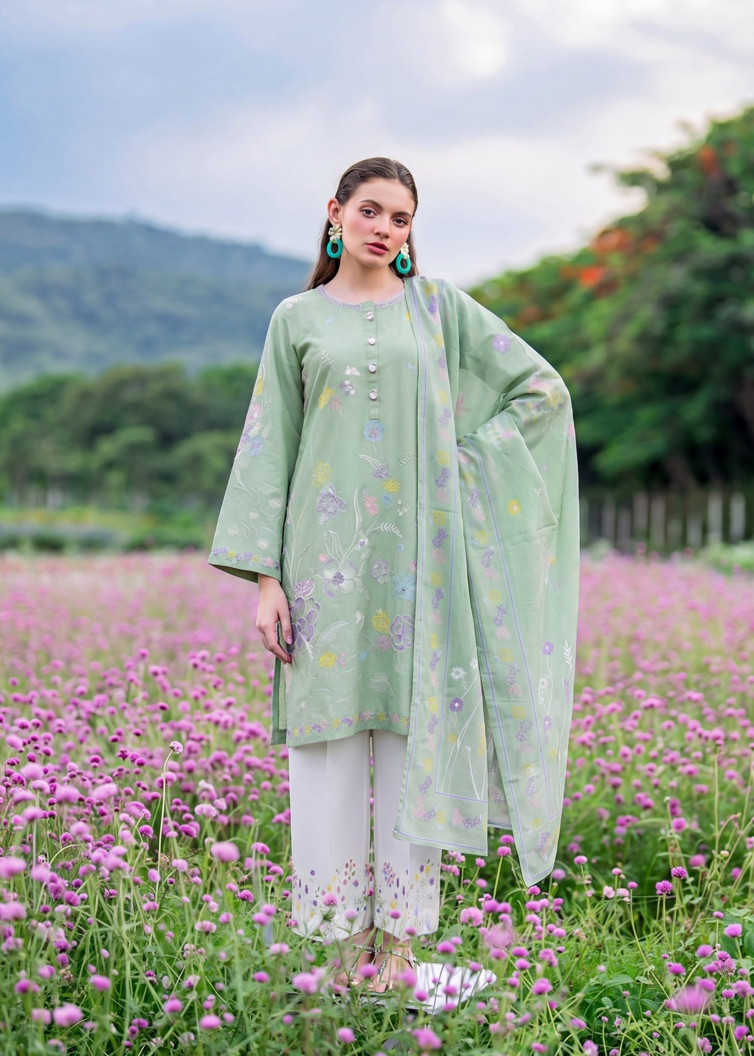 Lawn Kurta Set in Pistachio green