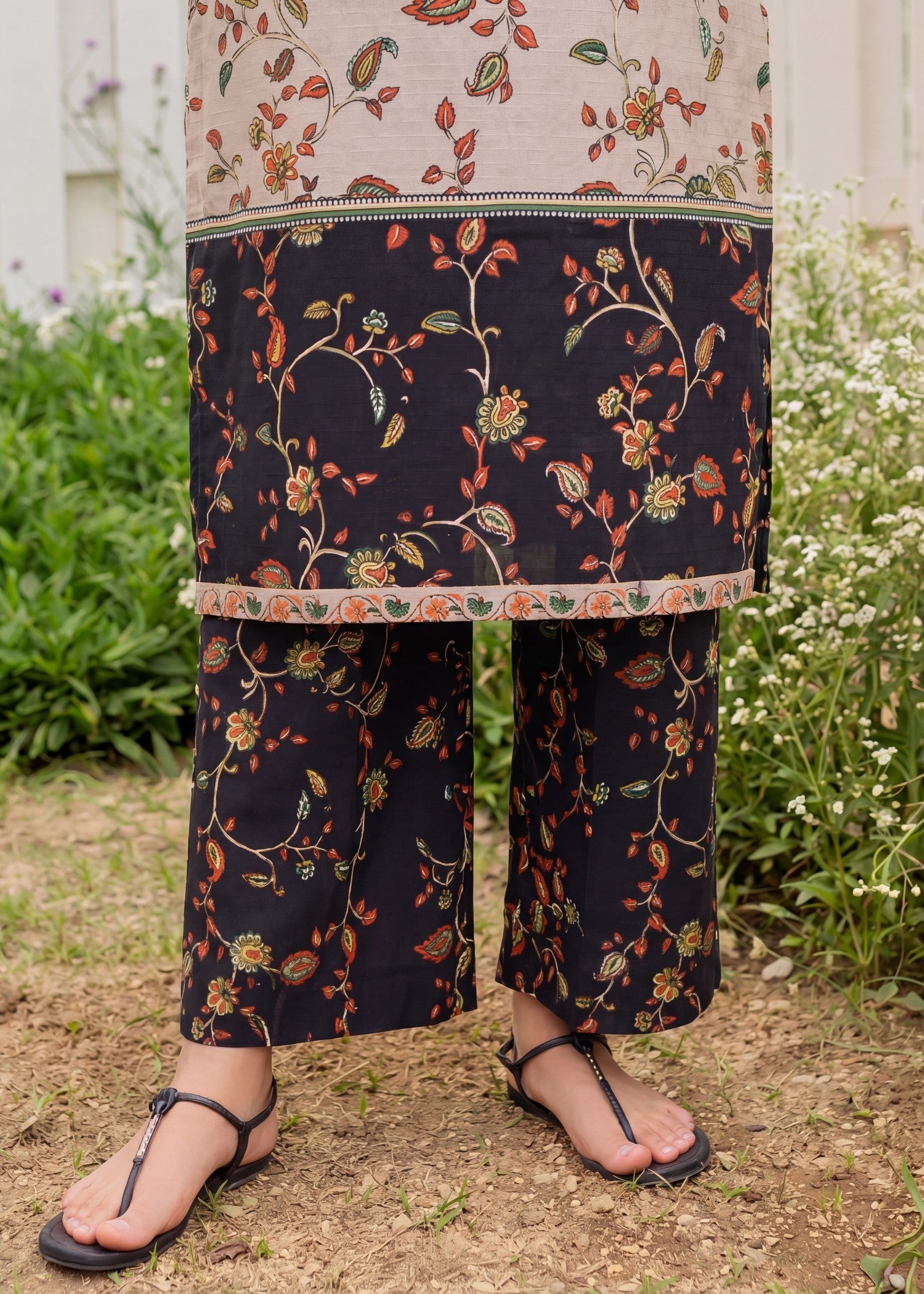 Sahibas By Mirza Lush Petal