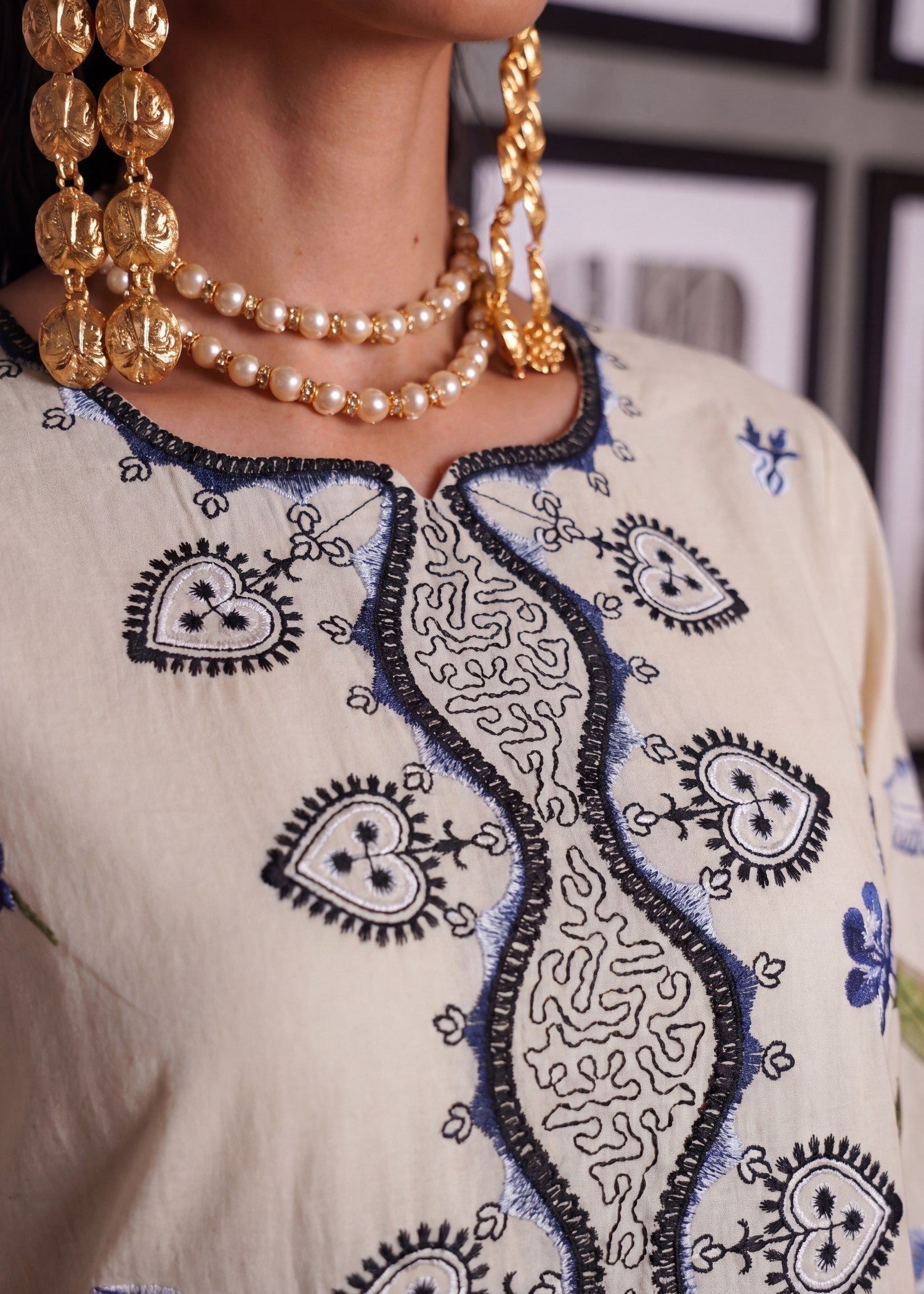 Textured lawn Kurta Set in Ivory