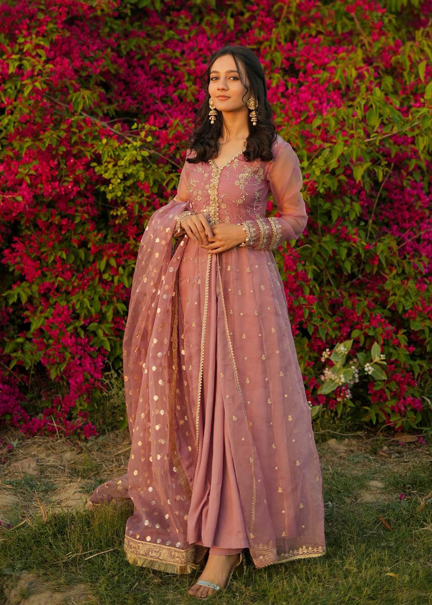 Rang-e-Haya Zarnash (lylic pink)