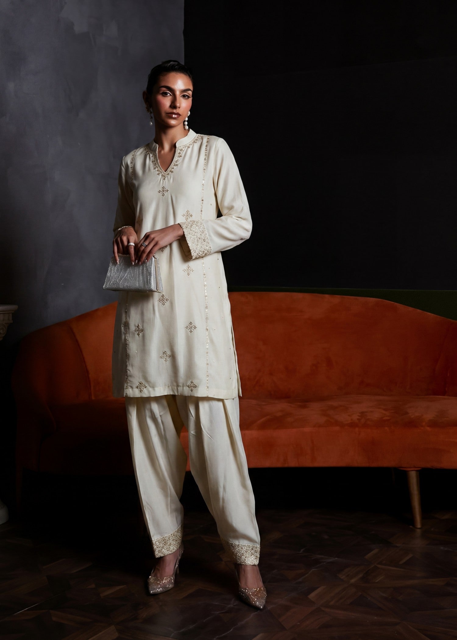 Sahibas By Mirza Tarz beige