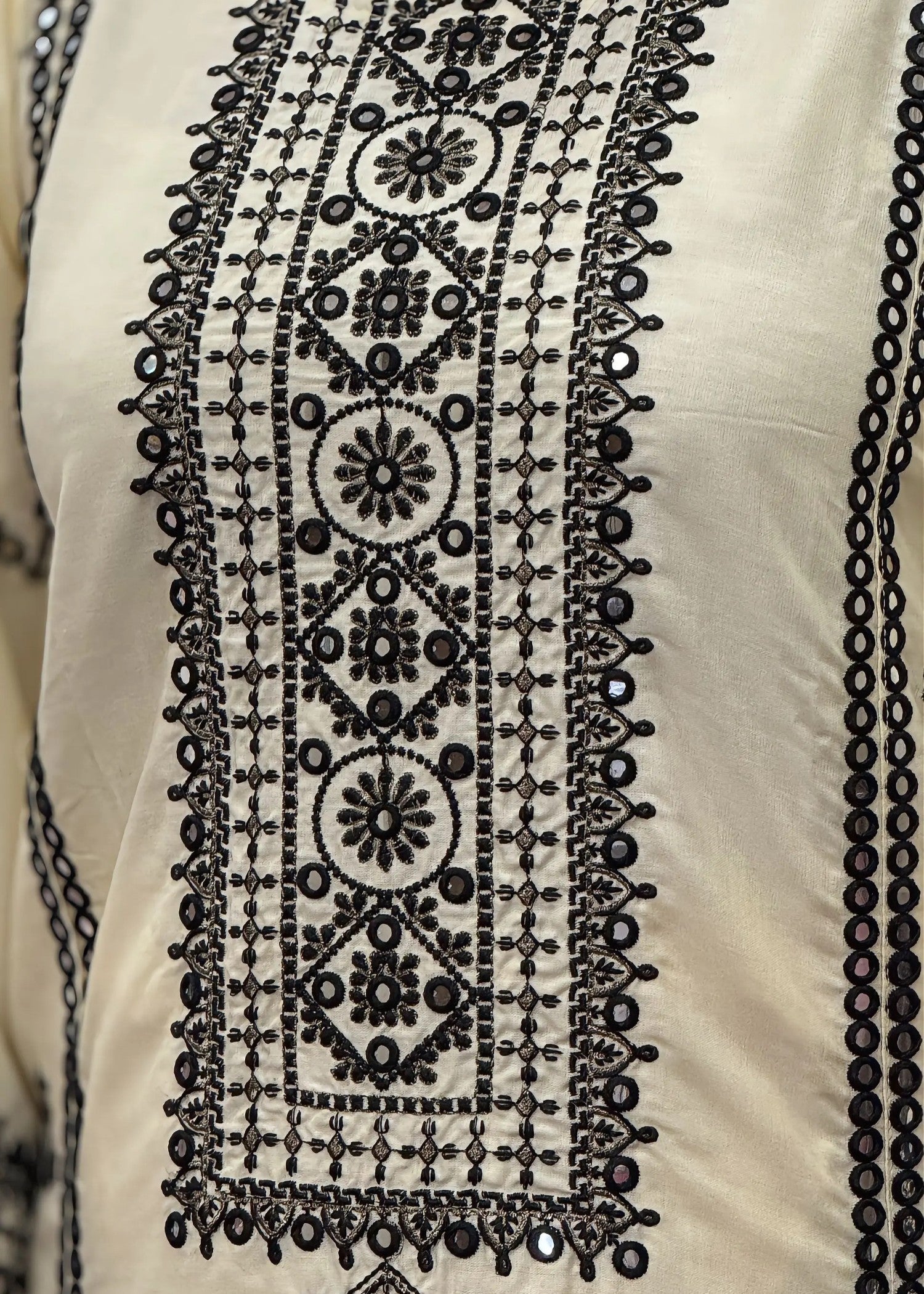Tehzeeb Libas MIRAAK