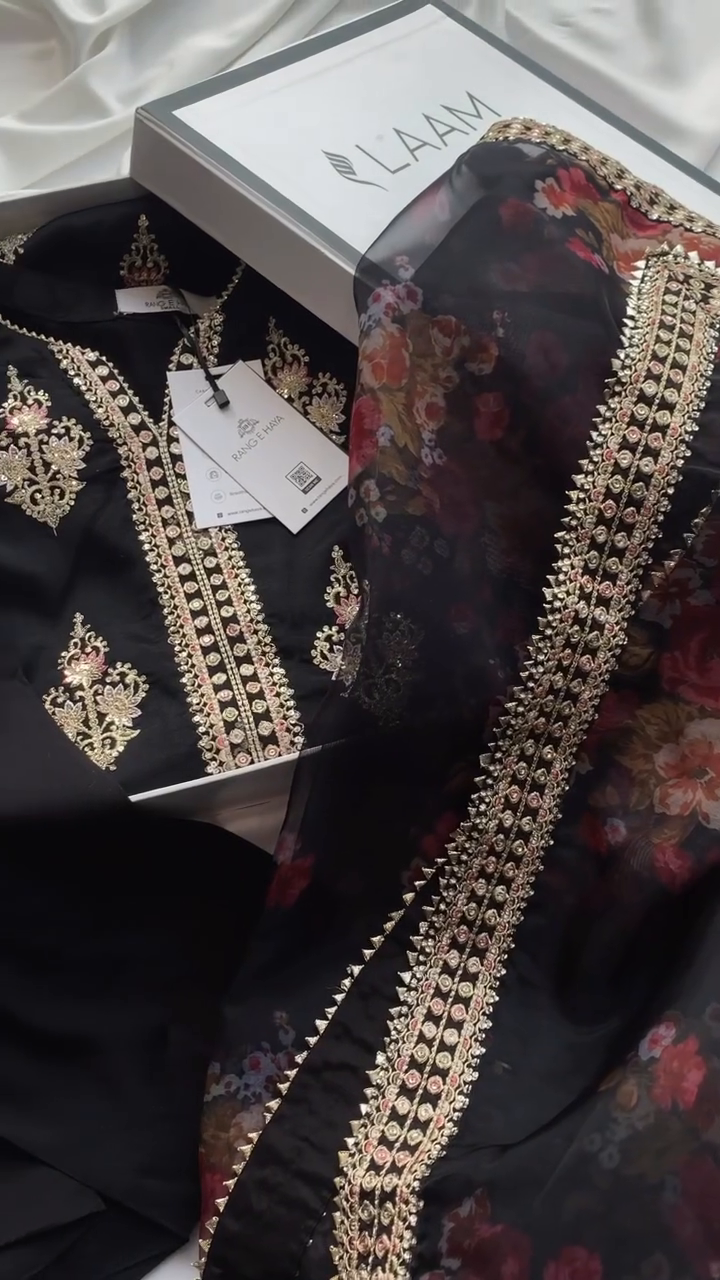 Rang-e-Haya Ayeza (black)