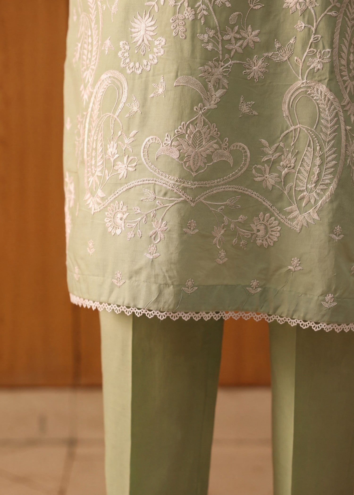 Sahibas By Mirza Ornate Pista