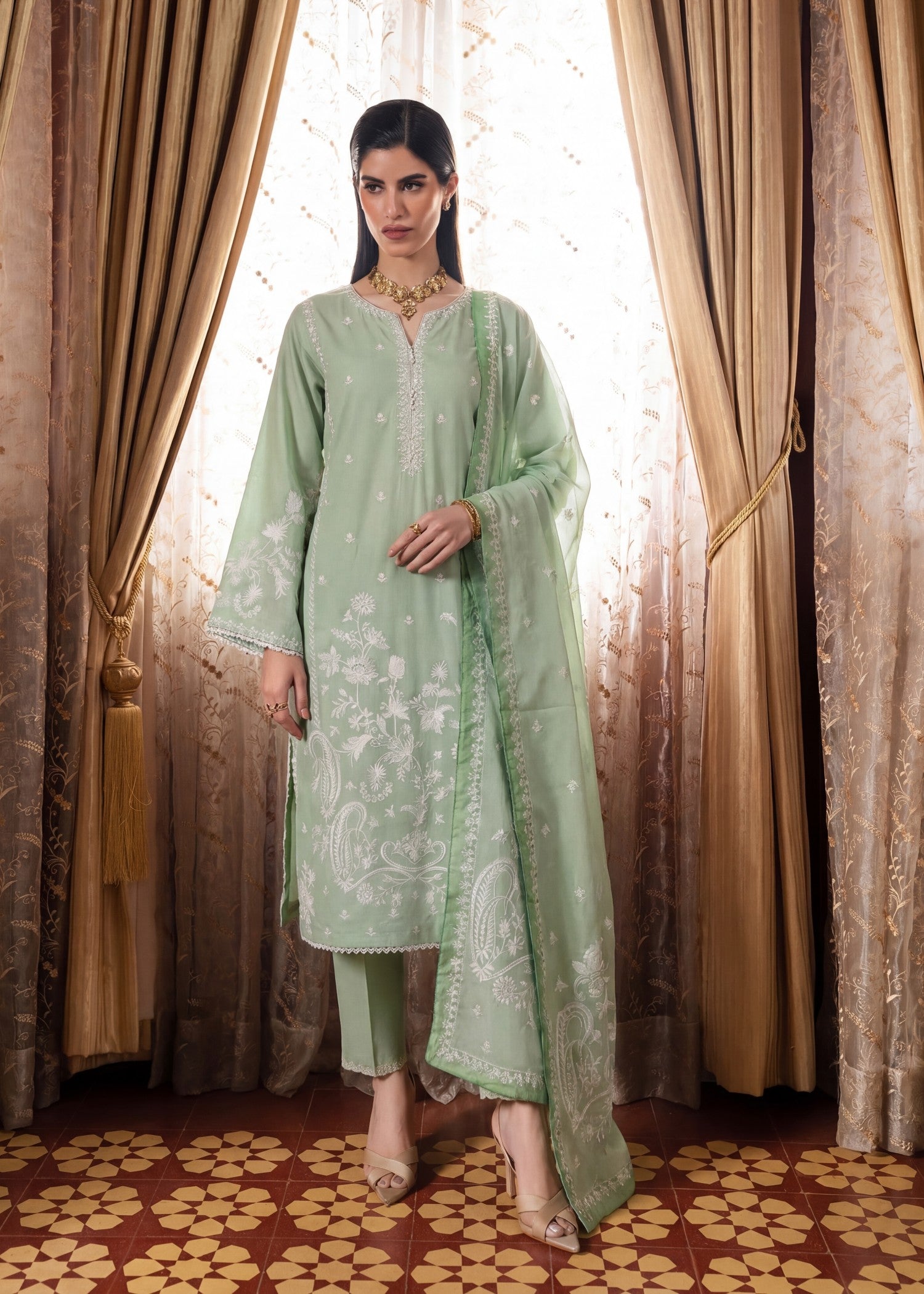 Sahibas By Mirza Ornate Pista