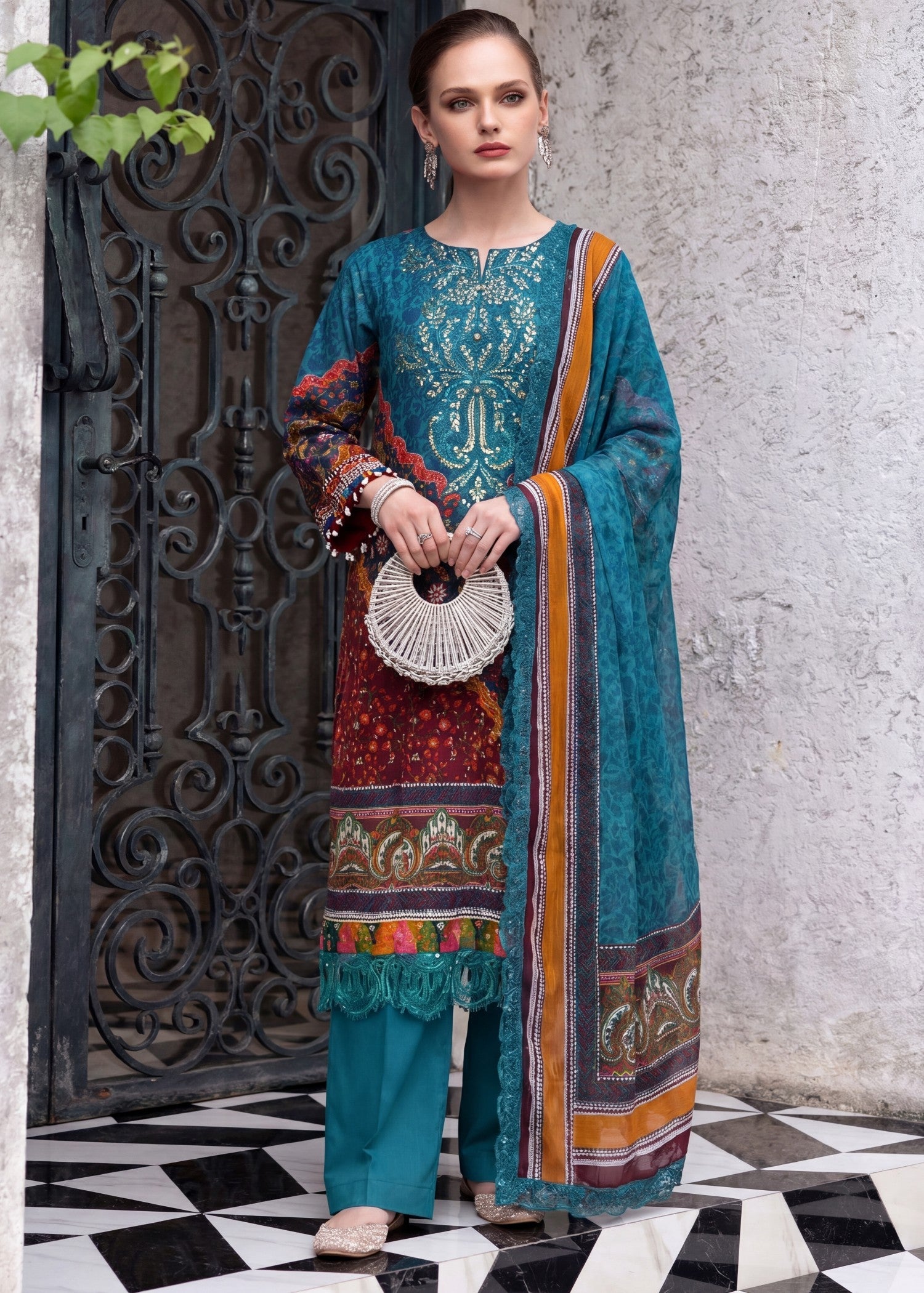 Sahibas By Mirza Atelier