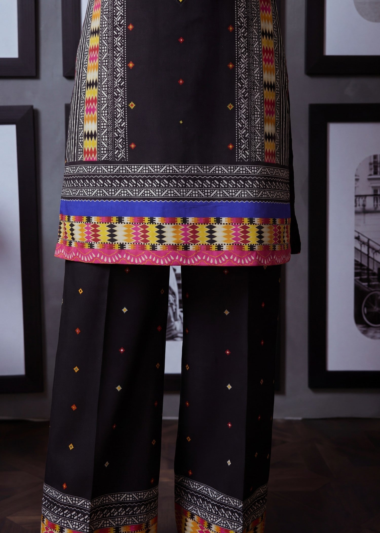 Sahibas By Mirza Narmeen - Black