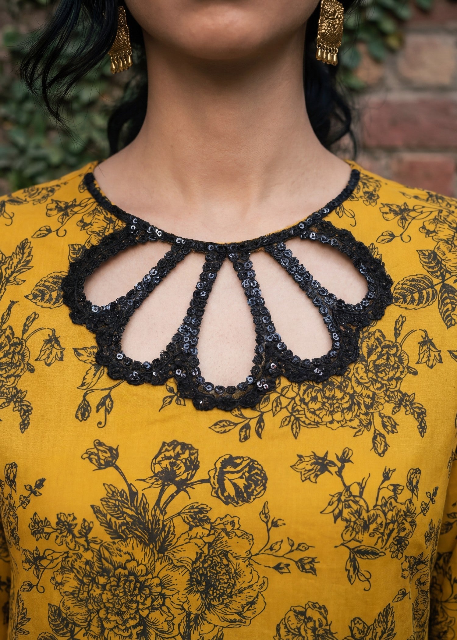 Sahibas By Mirza Caramel