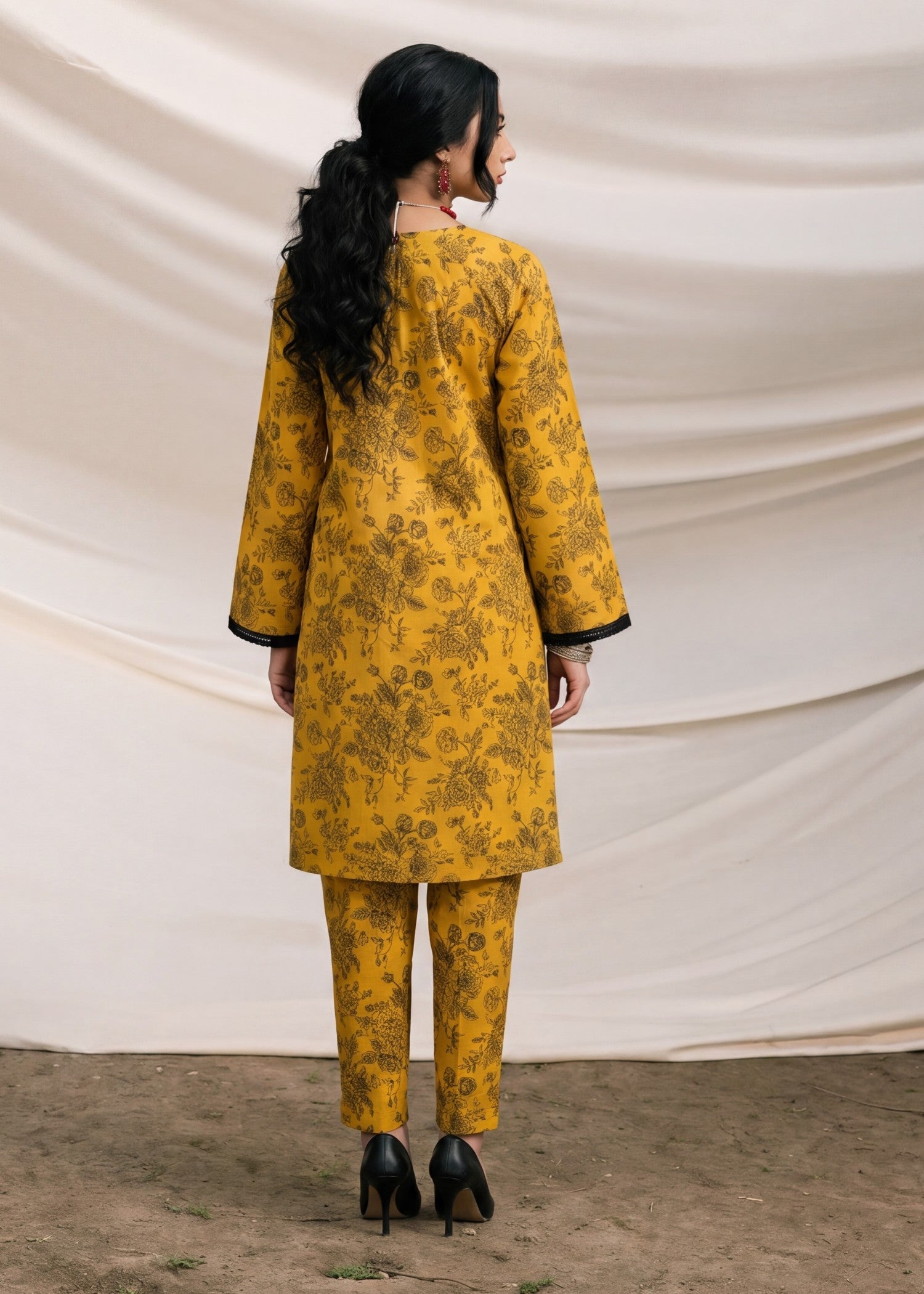 Sahibas By Mirza Caramel