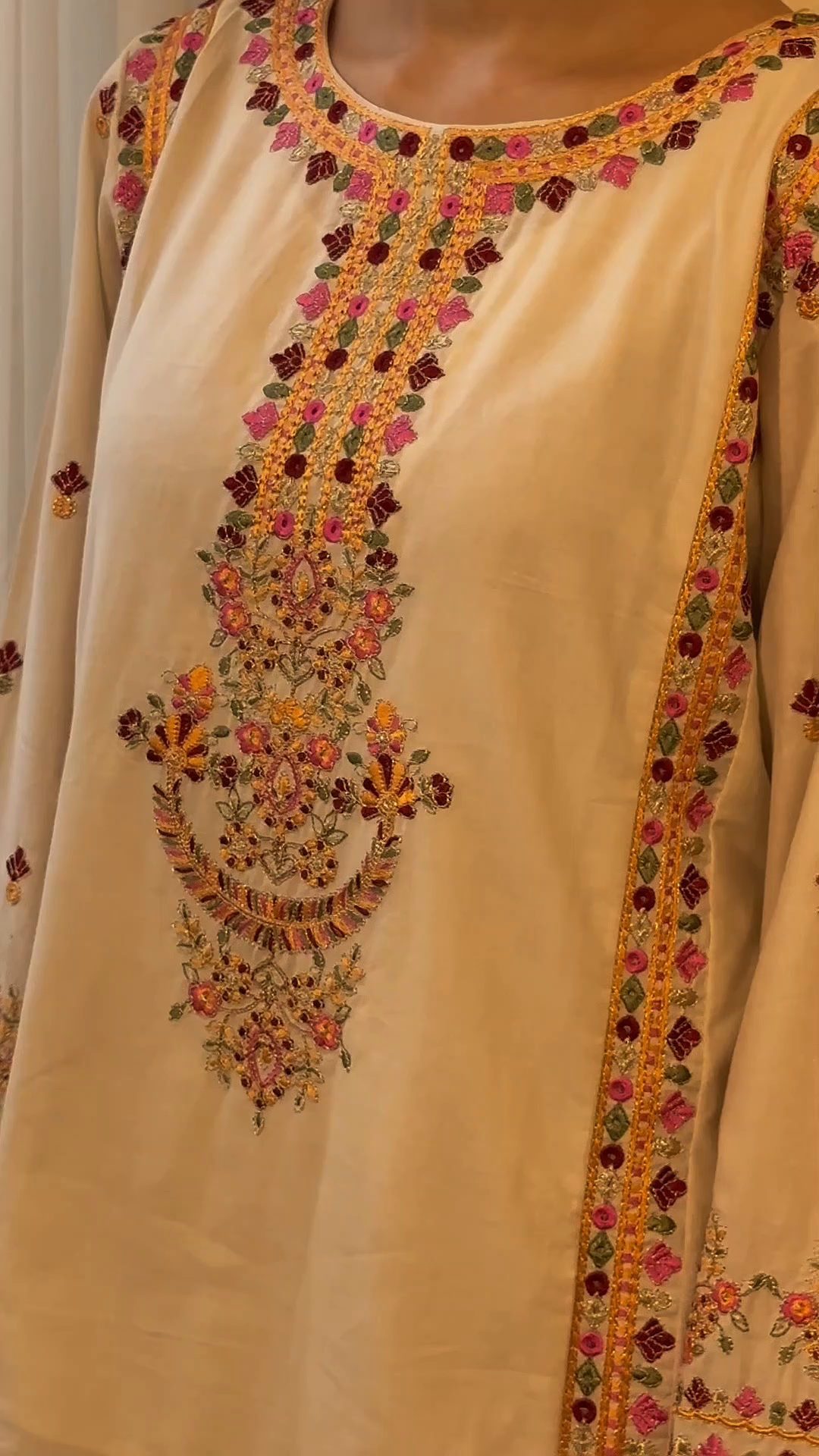 Sahibas By Mirza Dilruba - Off White