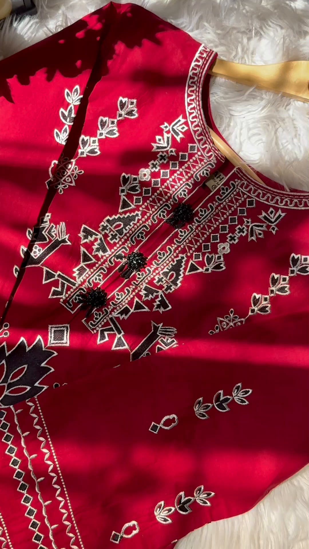 Sahibas By Mirza Crowne Maroon