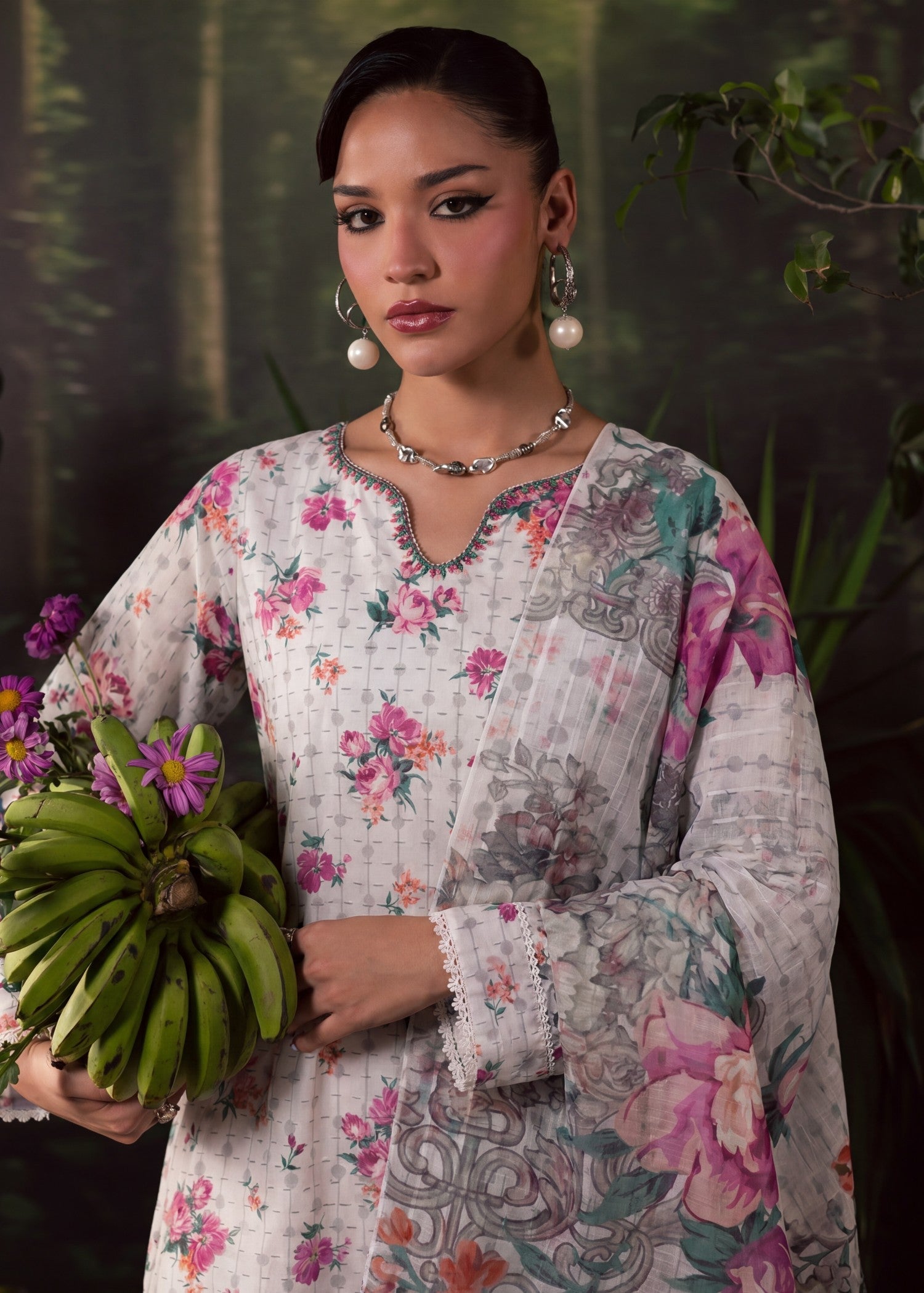 Sahibas By Mirza Saffron Ivory