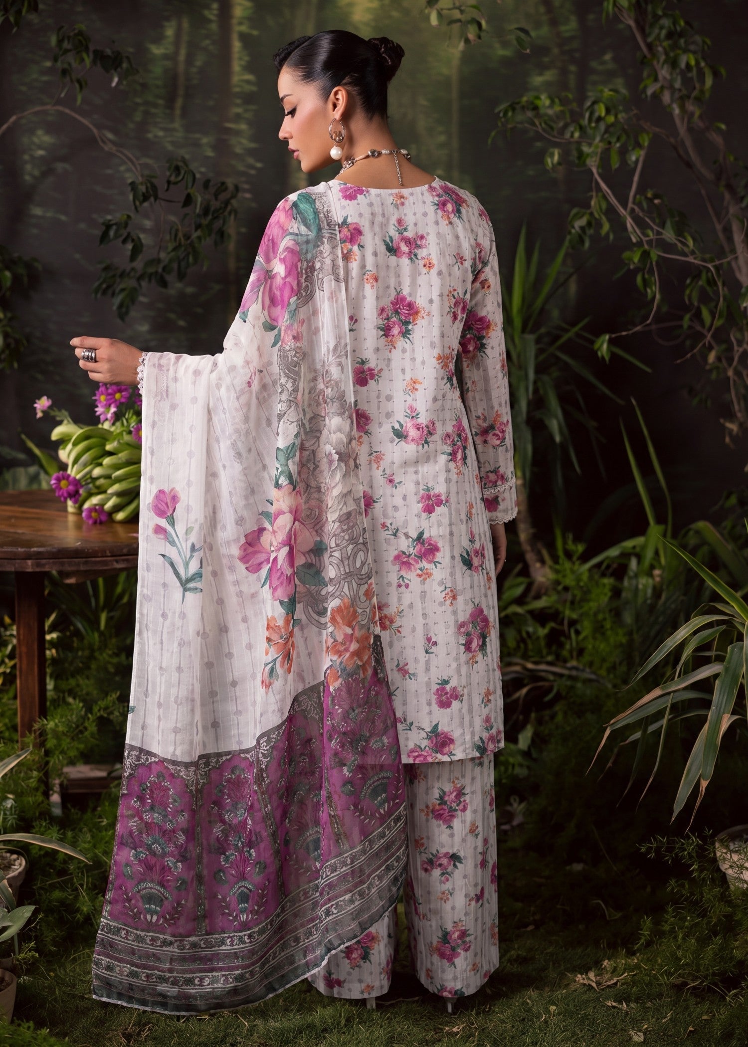 Sahibas By Mirza Saffron Ivory