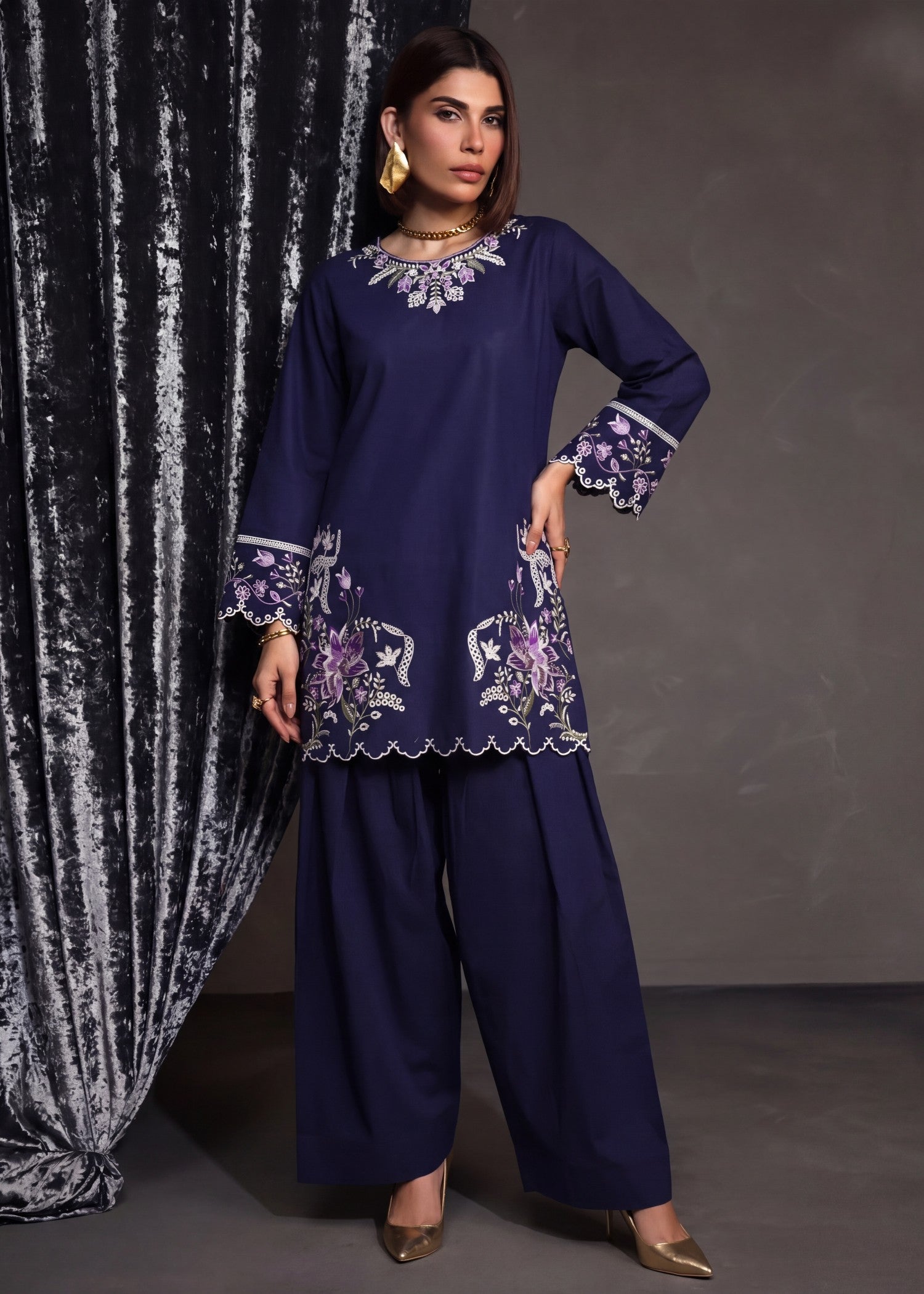 Sahibas By Mirza Bluebell