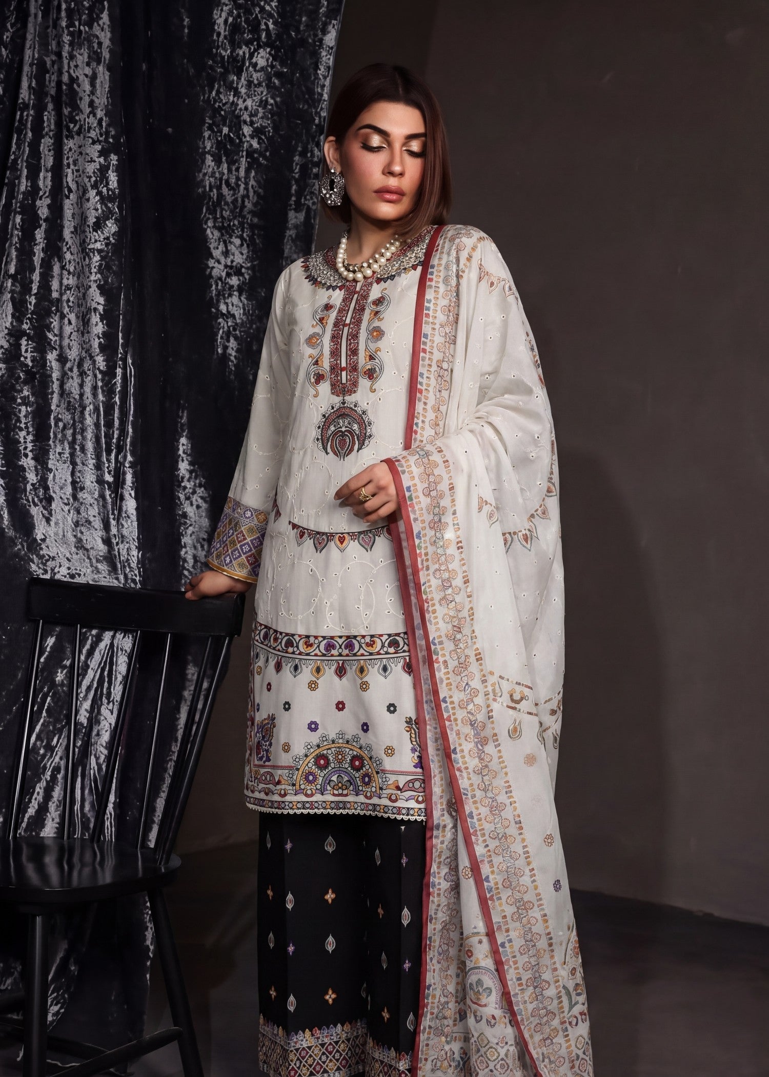 Sahibas By Mirza Rosemary Ivory