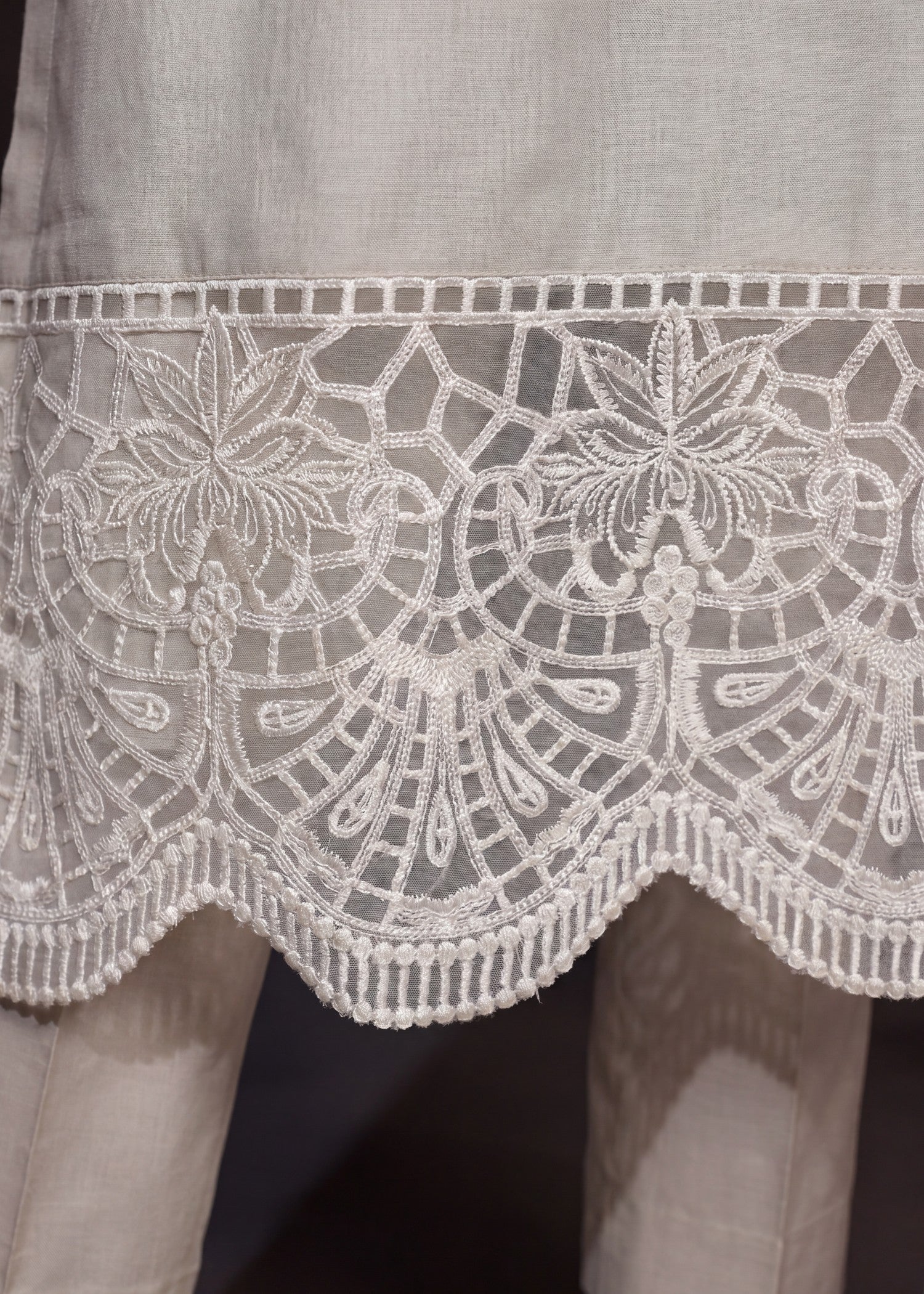 Sahibas By Mirza Daffodil Ivory