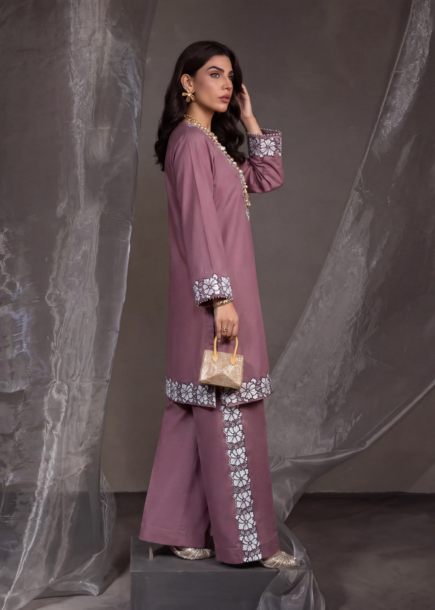 Sahibas By Mirza Kulsoom Falsa