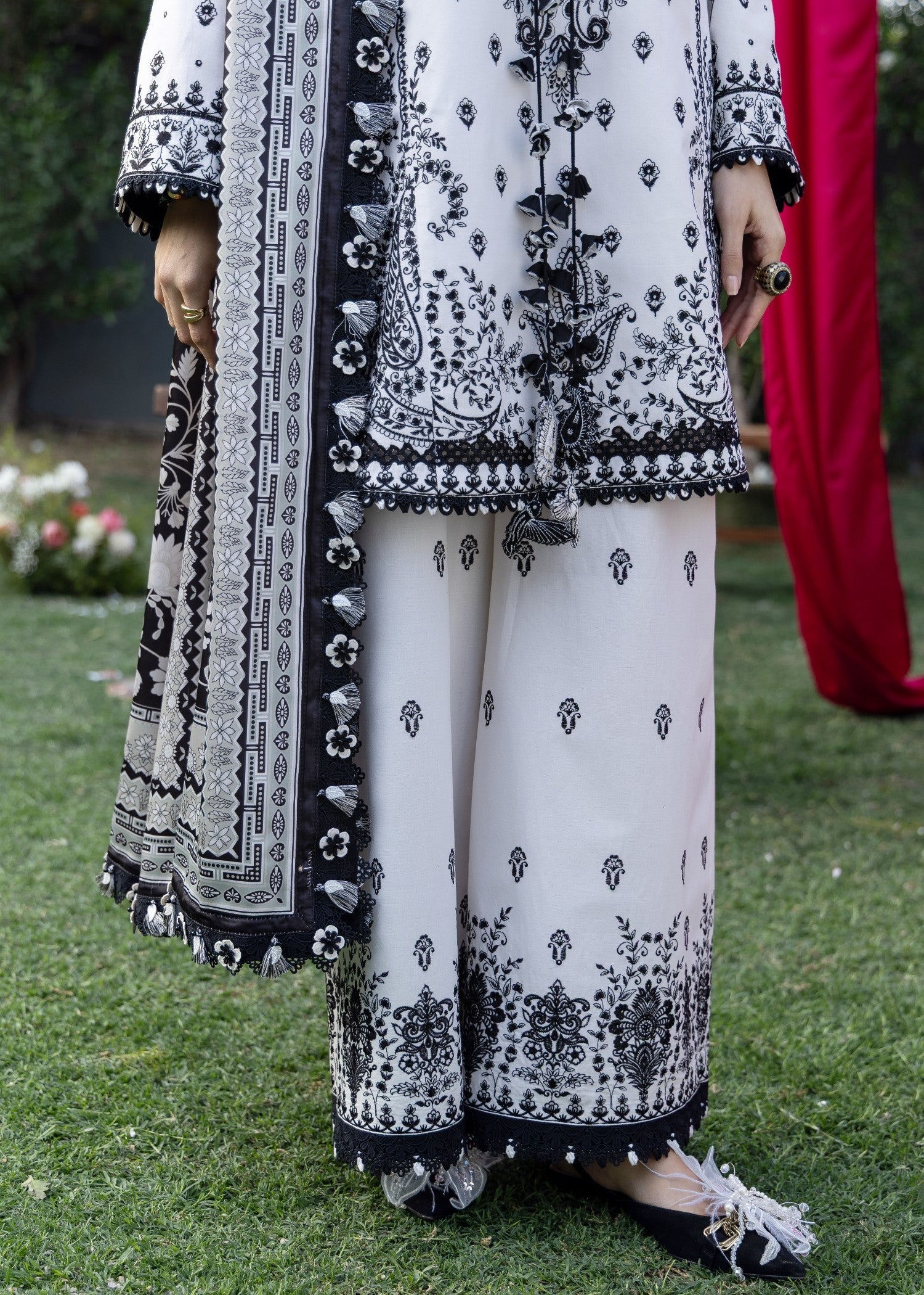 AJULW-04-3 - Embroidered Lawn Stitched Pcs