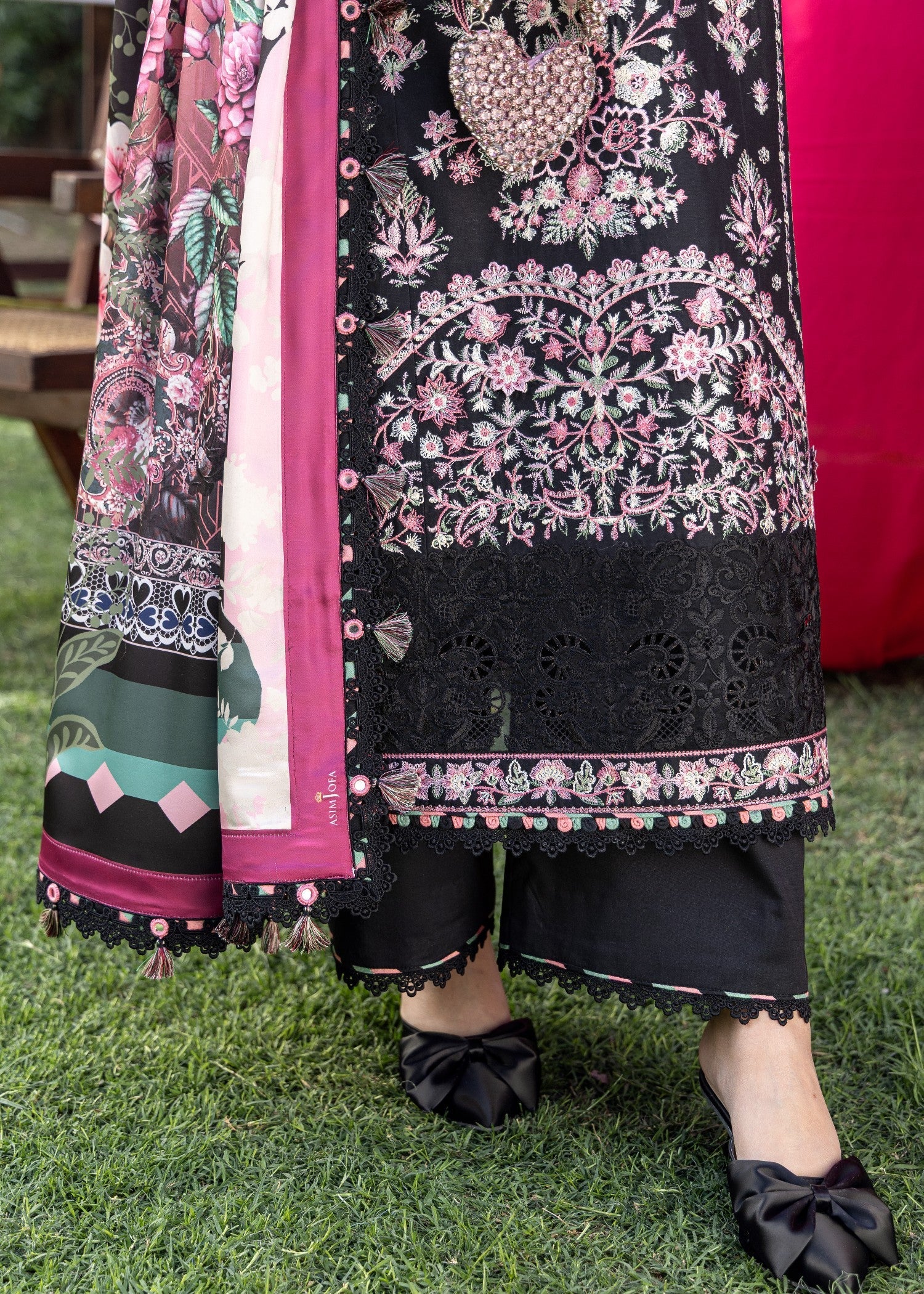 AJULW-05-3 - Embroidered Lawn Stitched Pcs