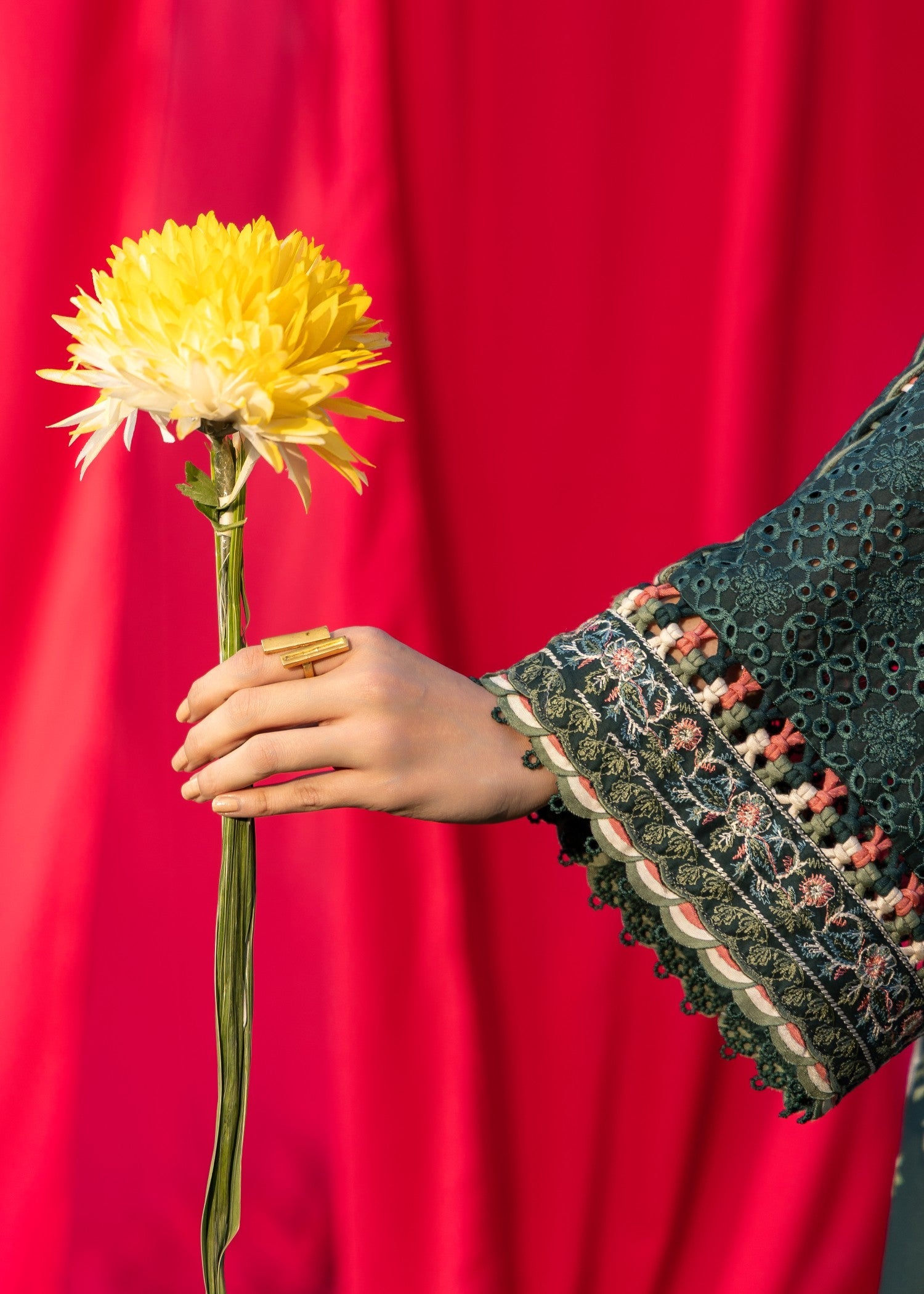 AJULW-06-3 - Embroidered Lawn Stitched Pcs