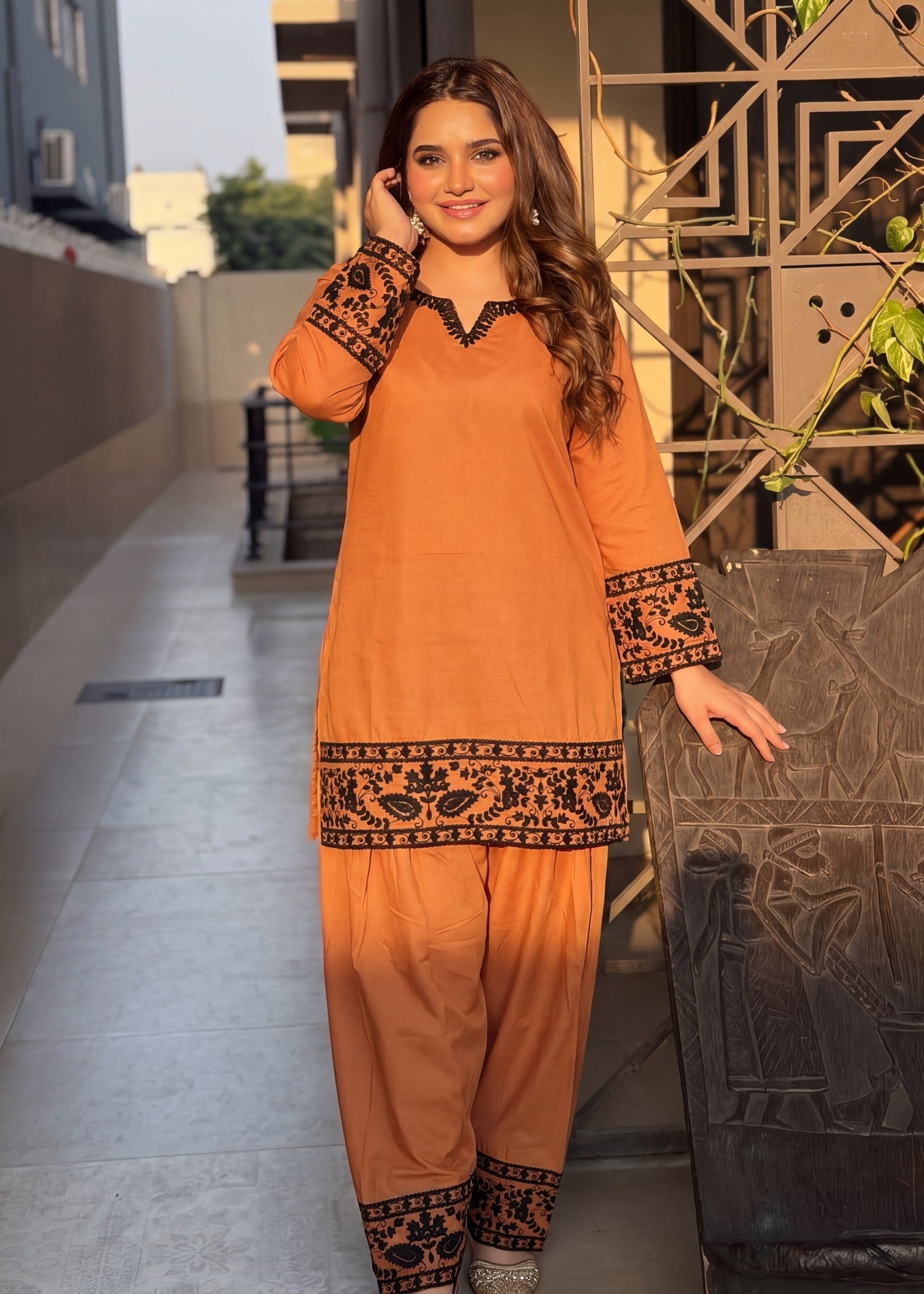 Sahibas By Mirza Madiha - Orange