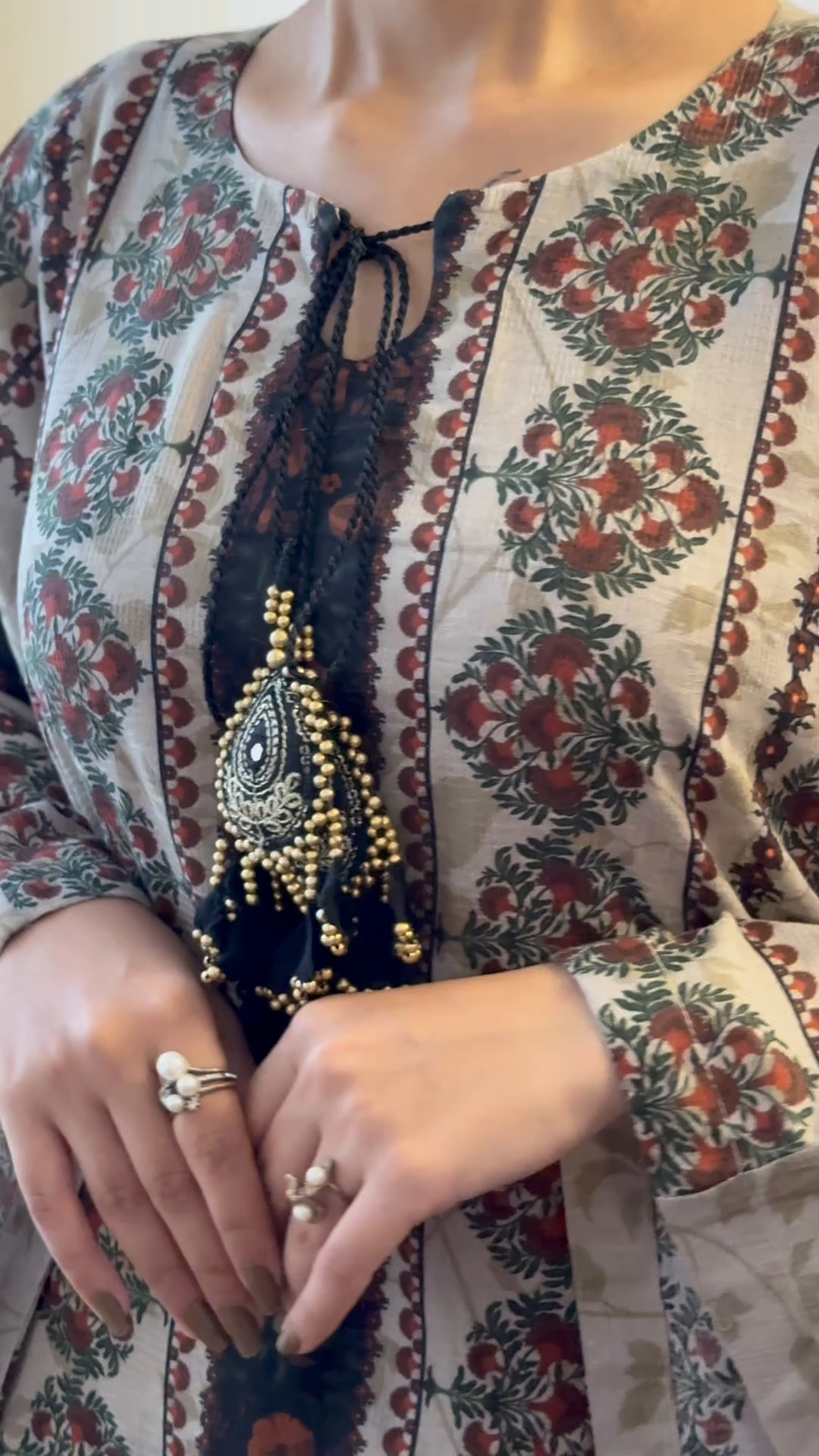 Textured lawn Kaftan in Multi