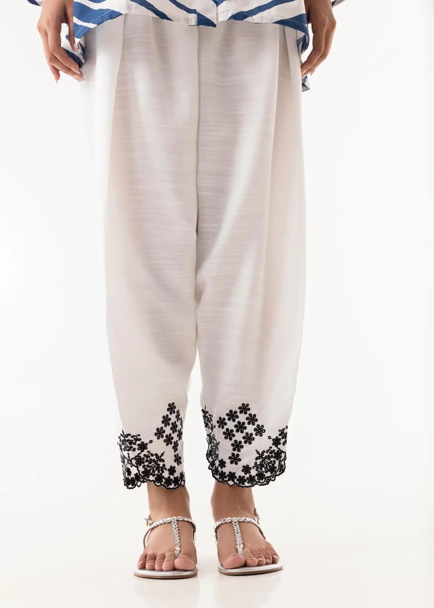Sana Safinaz 4.3 • 275 items