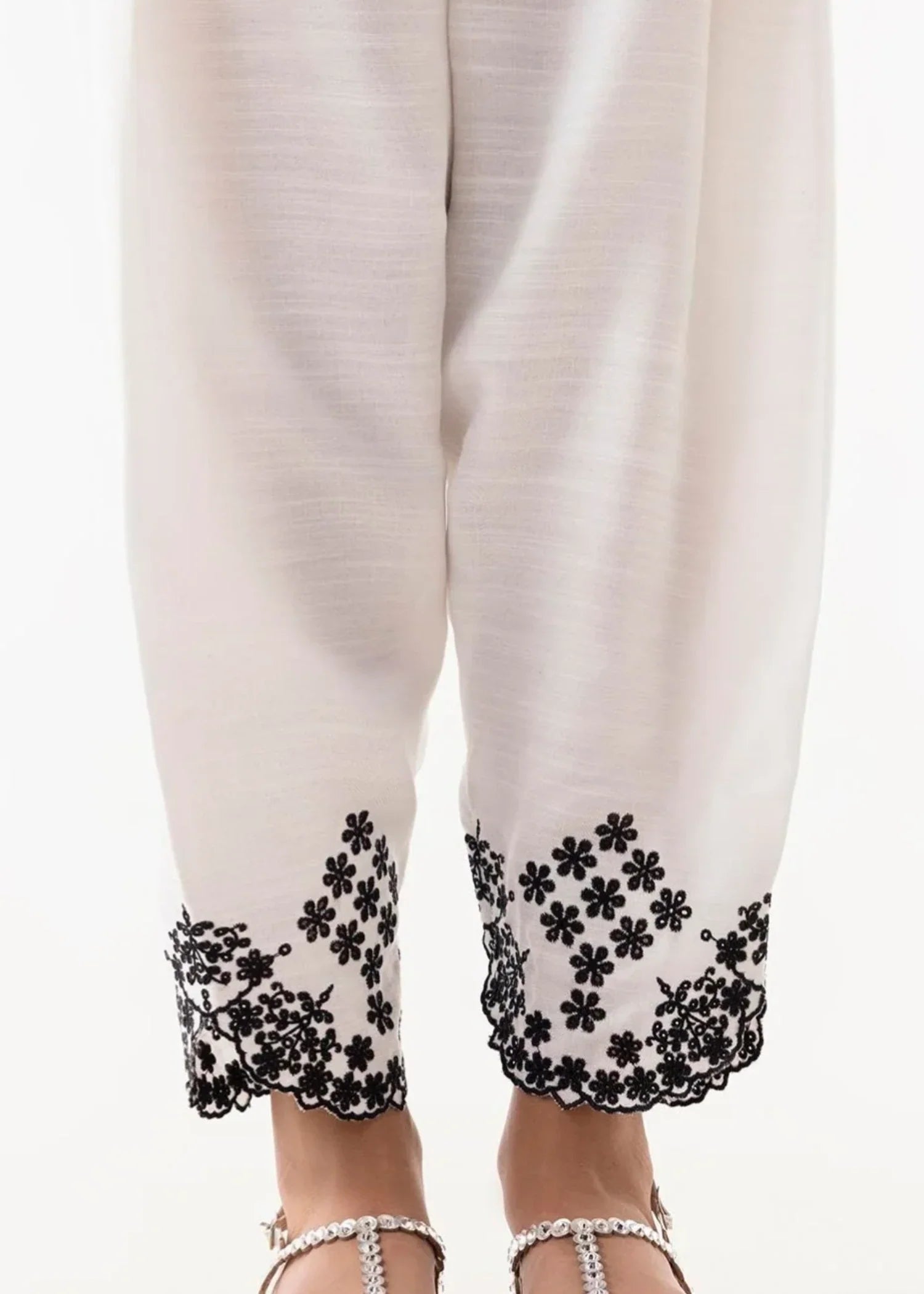 Sana Safinaz 4.3 • 275 items