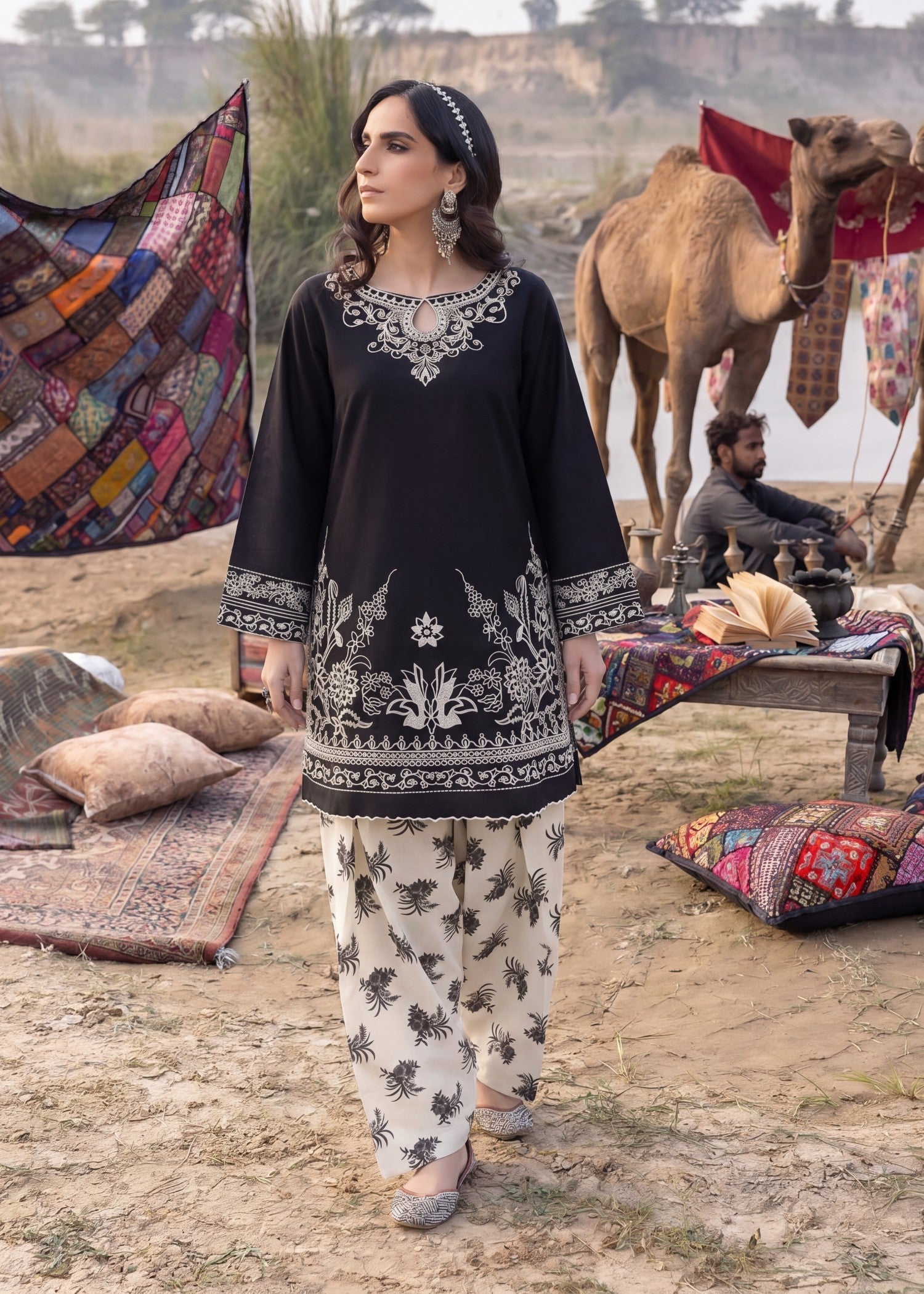 Lawn Kurta Set in Black