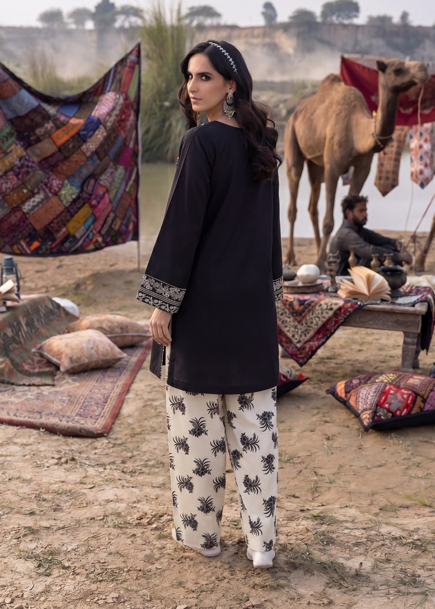 Lawn Kurta Set in Black