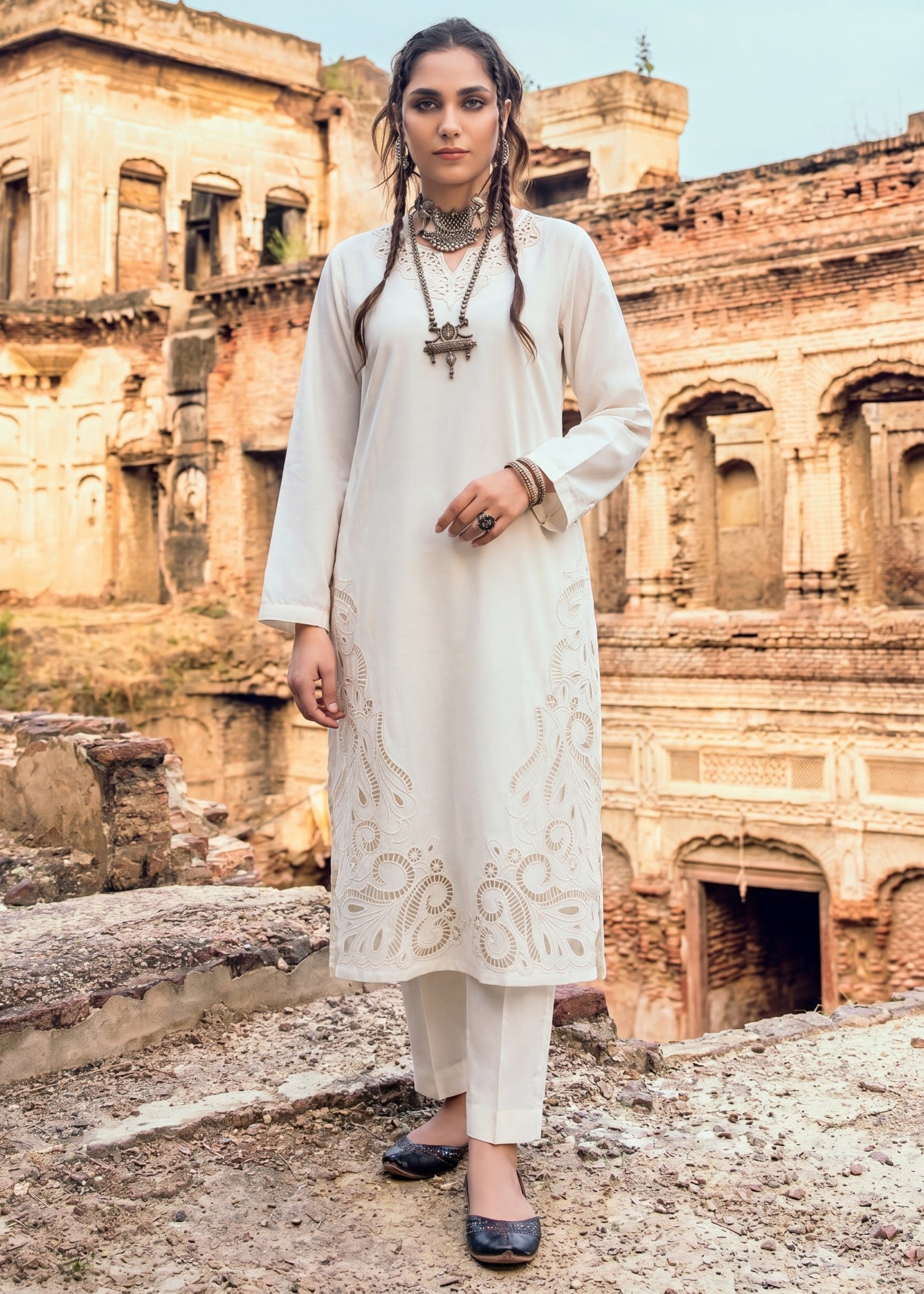 Lawn Kurta Set in Pearl white