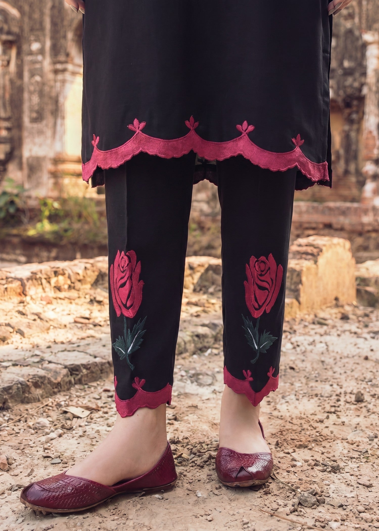 Lawn Kurta Set in Black