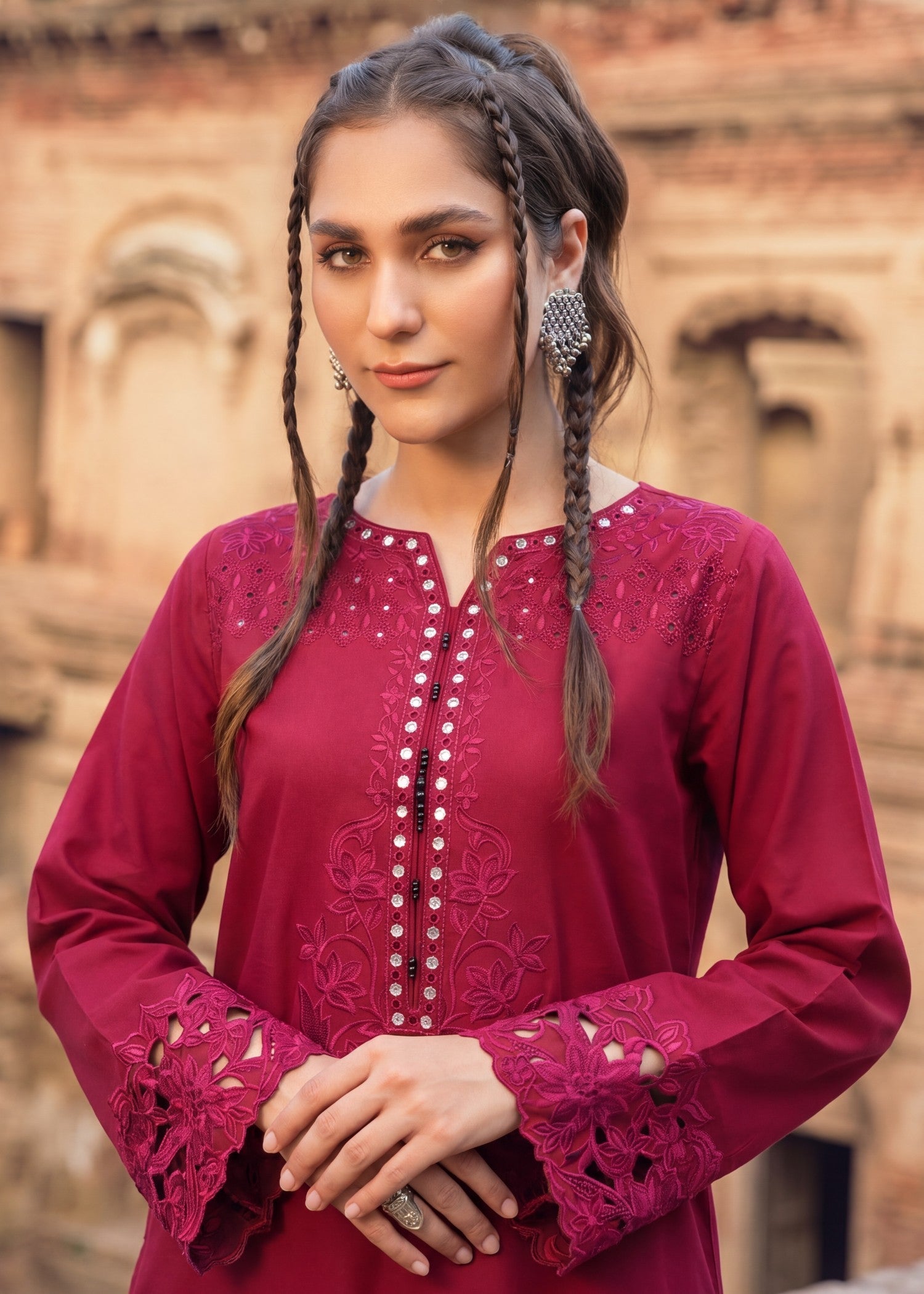 Lawn Kurta Set in Cardinal red