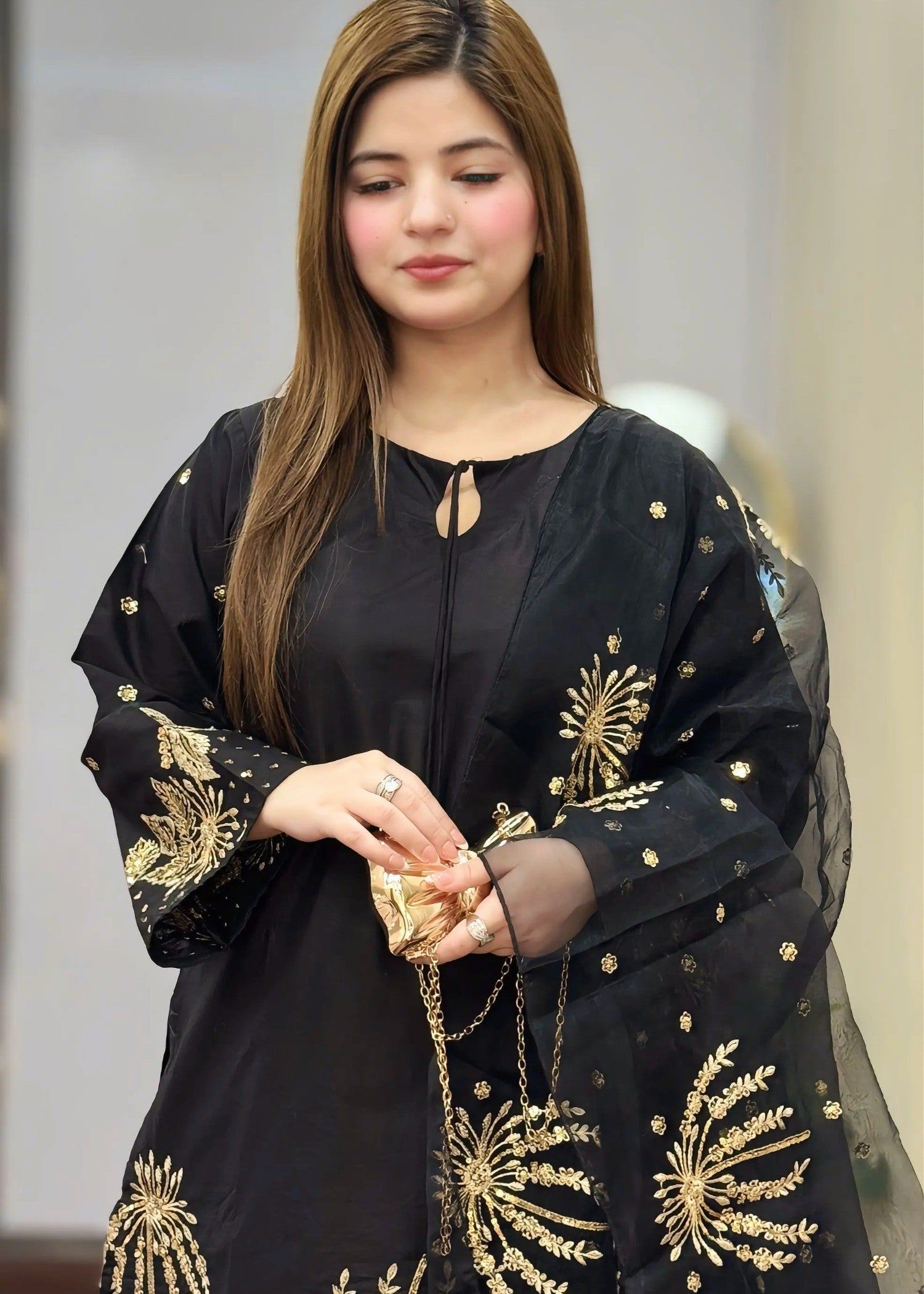 ZARNAAB-B-EMBROIDERED-3PC